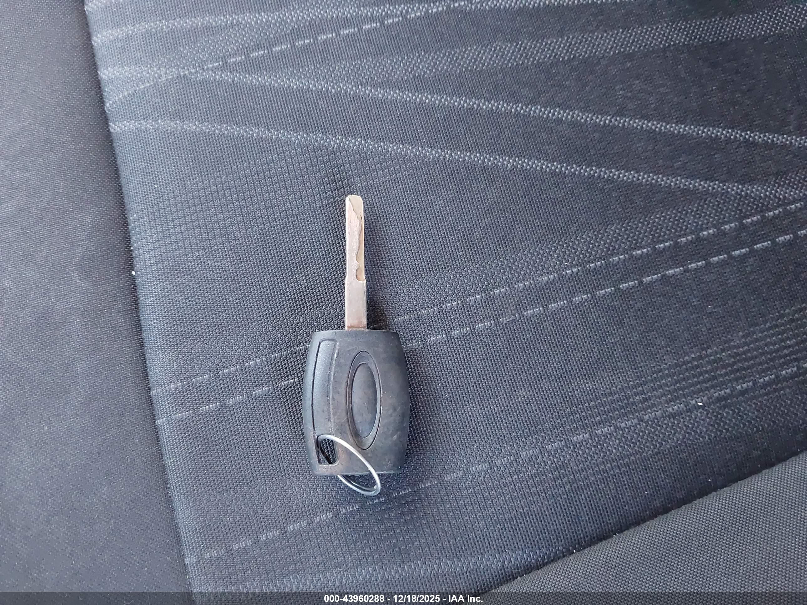 FORD FOCUS image 11