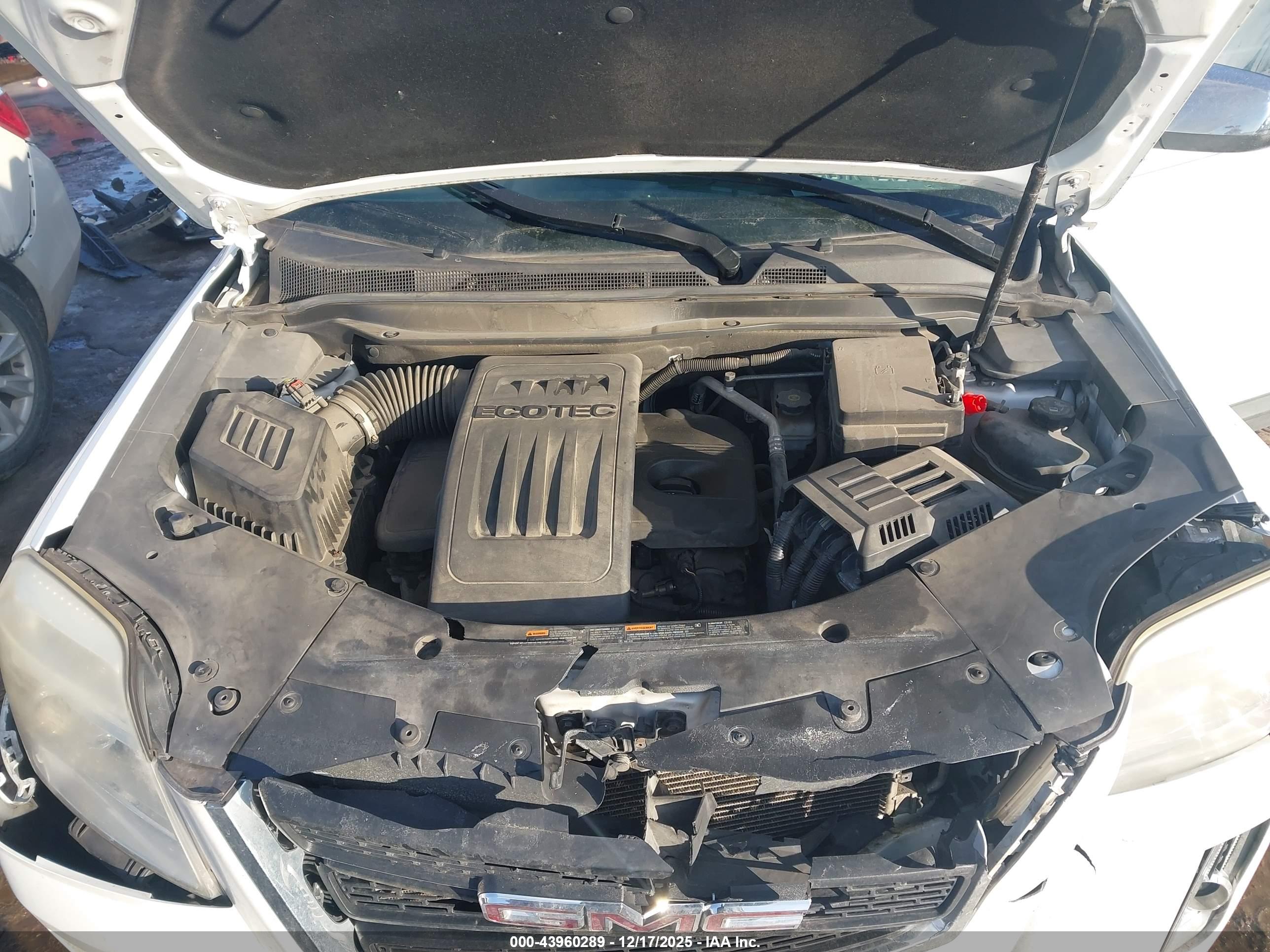 GMC TERRAIN image 10