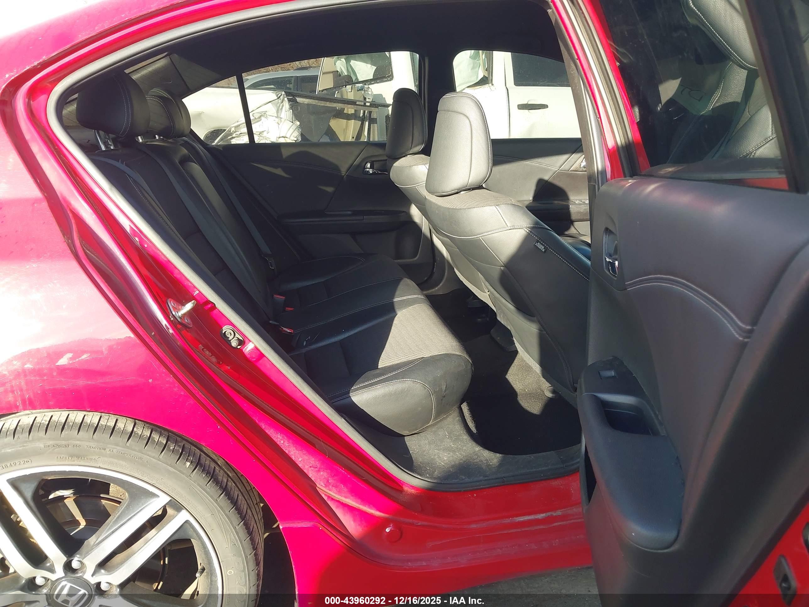 HONDA ACCORD image 8