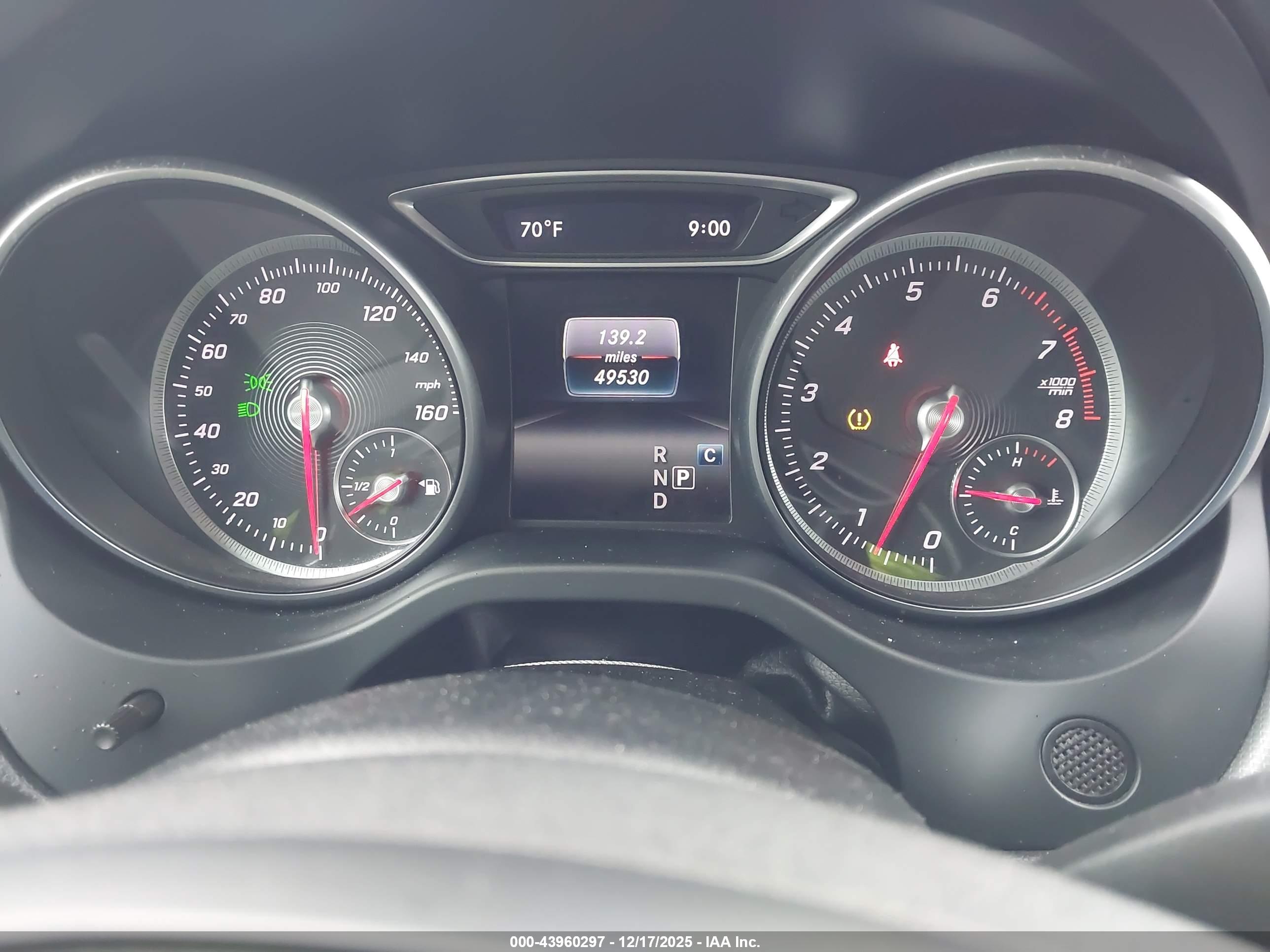 MERCEDES-BENZ GLA image 7