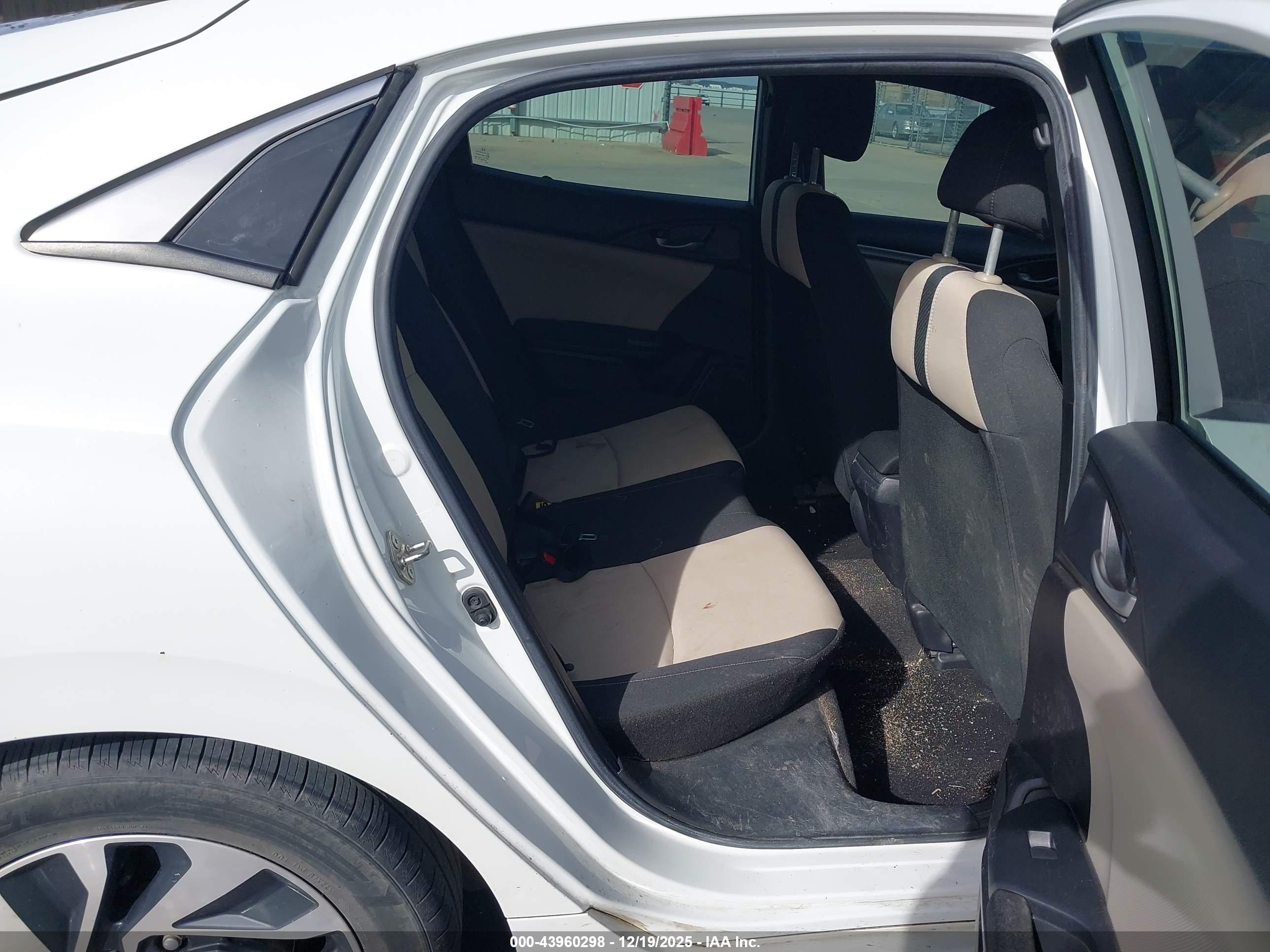 HONDA CIVIC image 8