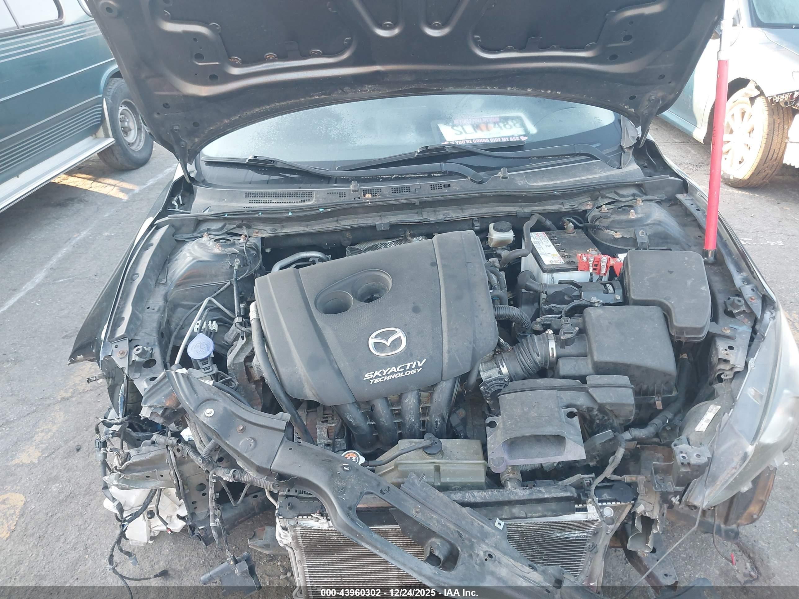 MAZDA MAZDA3 image 10