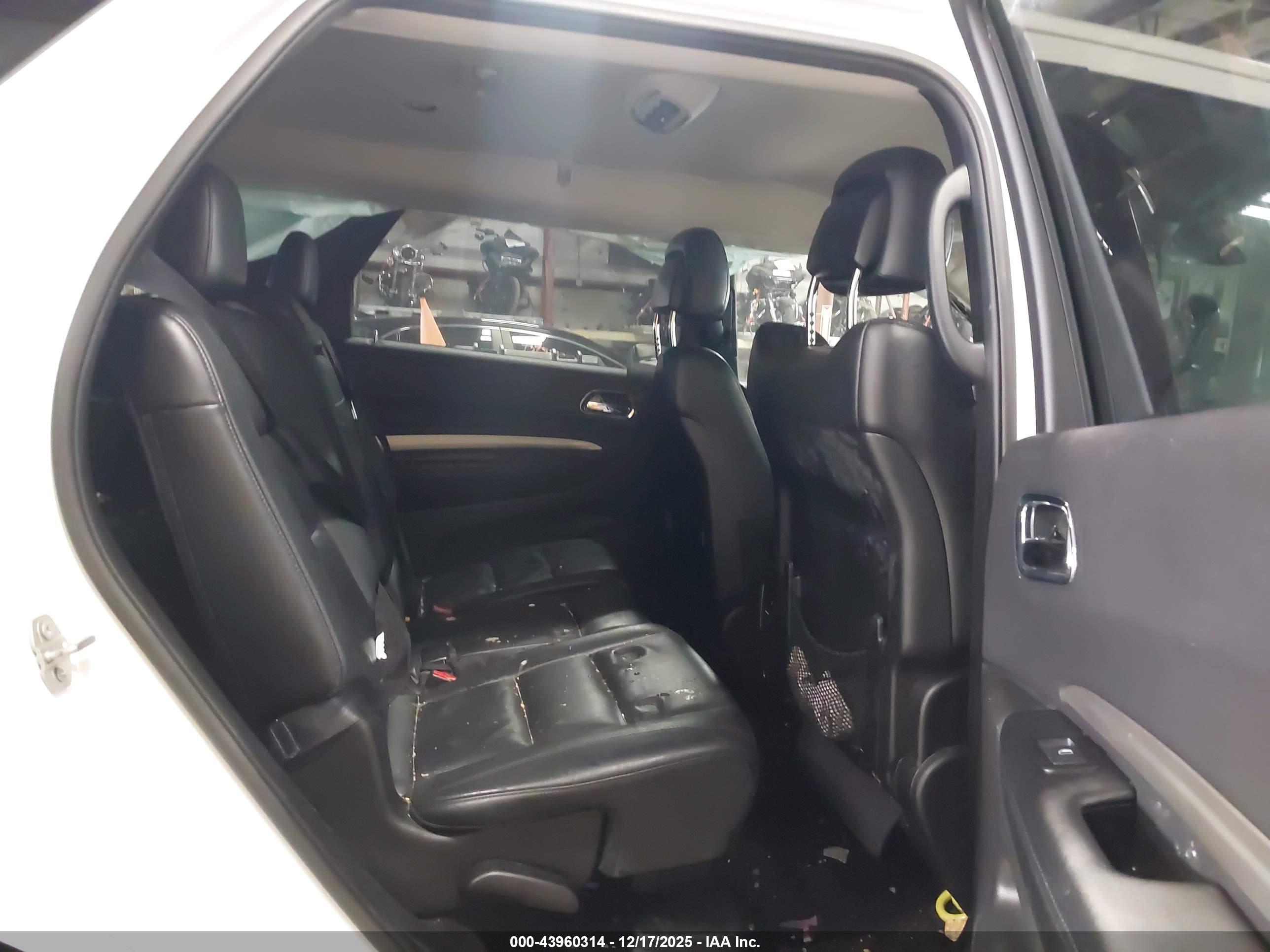 DODGE DURANGO image 8