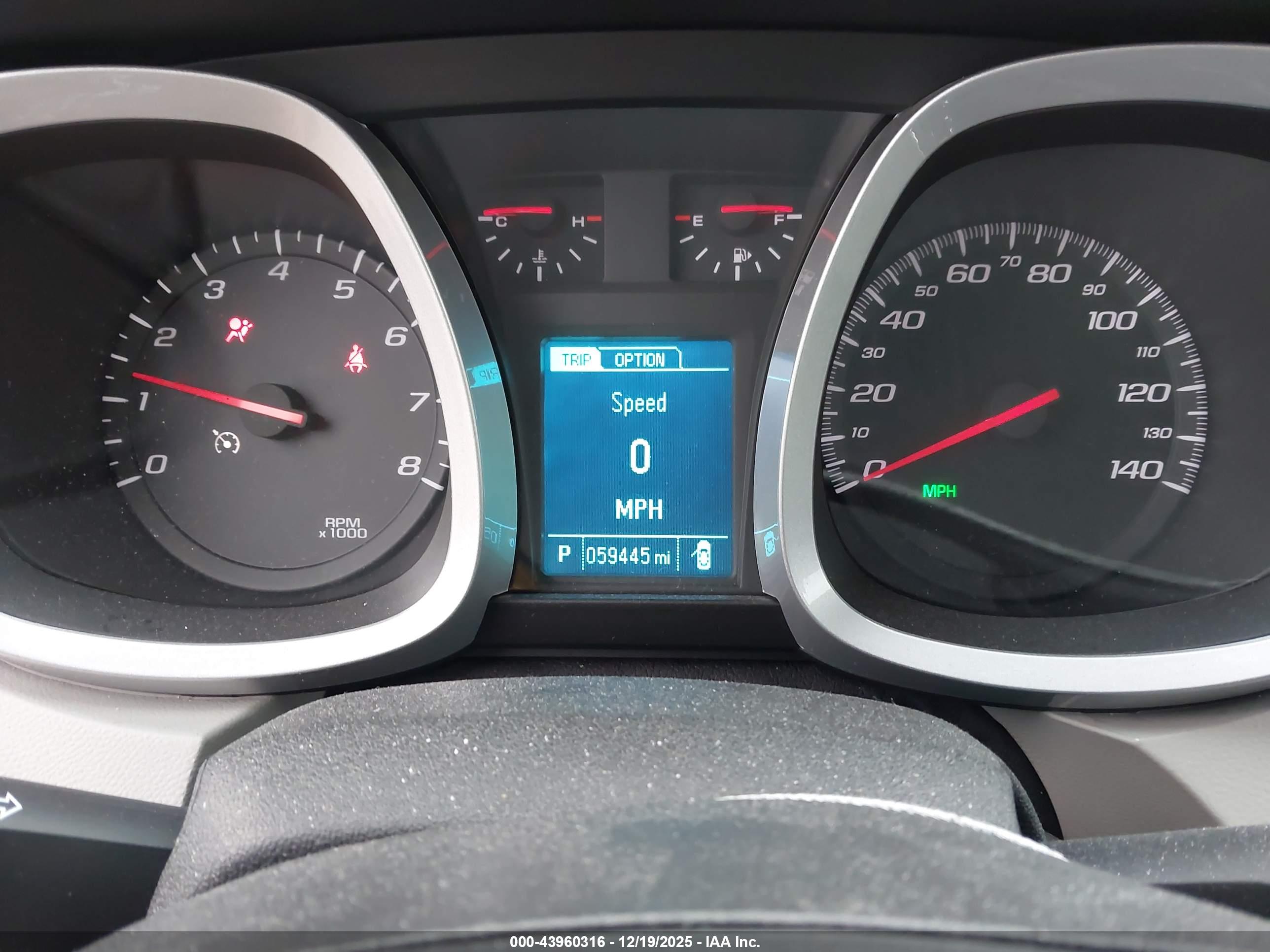 CHEVROLET EQUINOX image 7