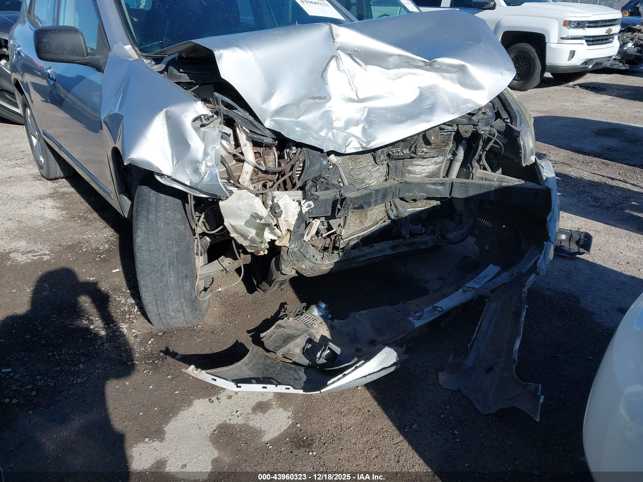 NISSAN ROGUE image 6
