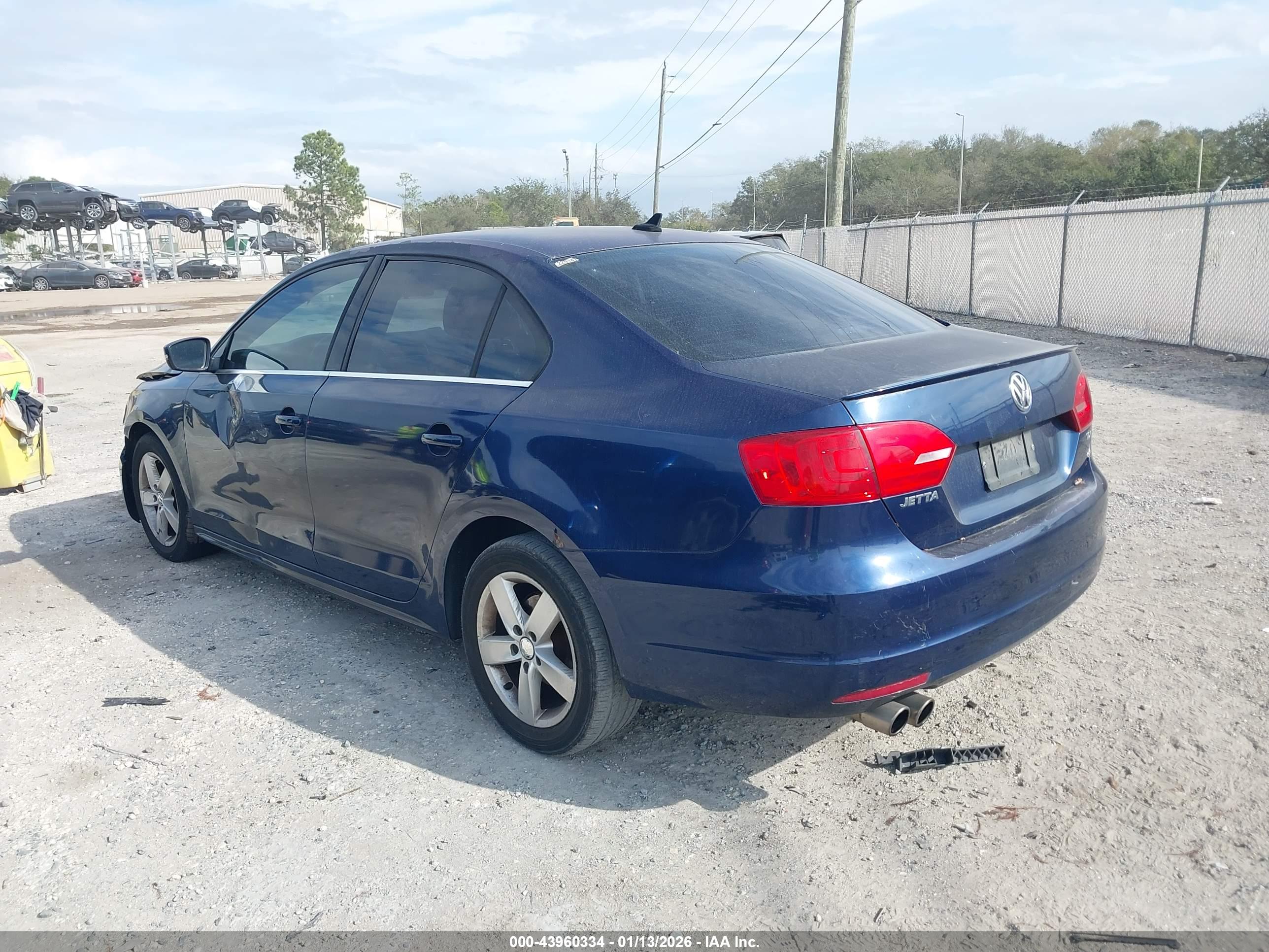 VOLKSWAGEN JETTA image 3