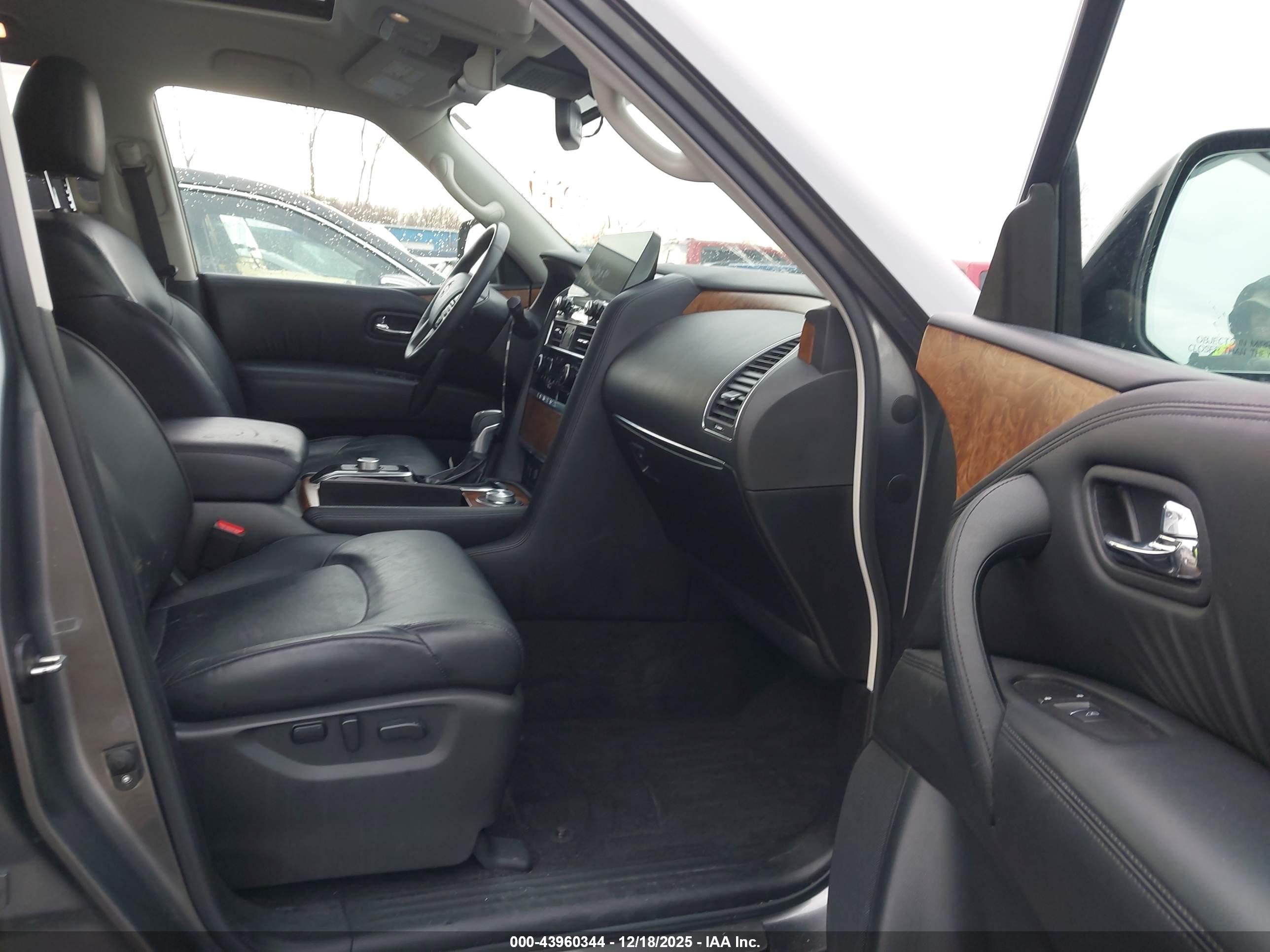 NISSAN ARMADA image 5