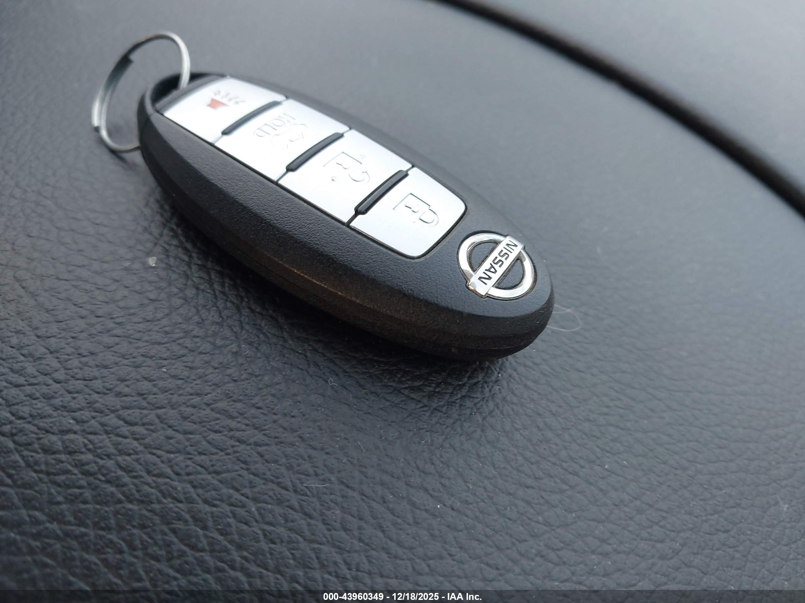 NISSAN ALTIMA image 11
