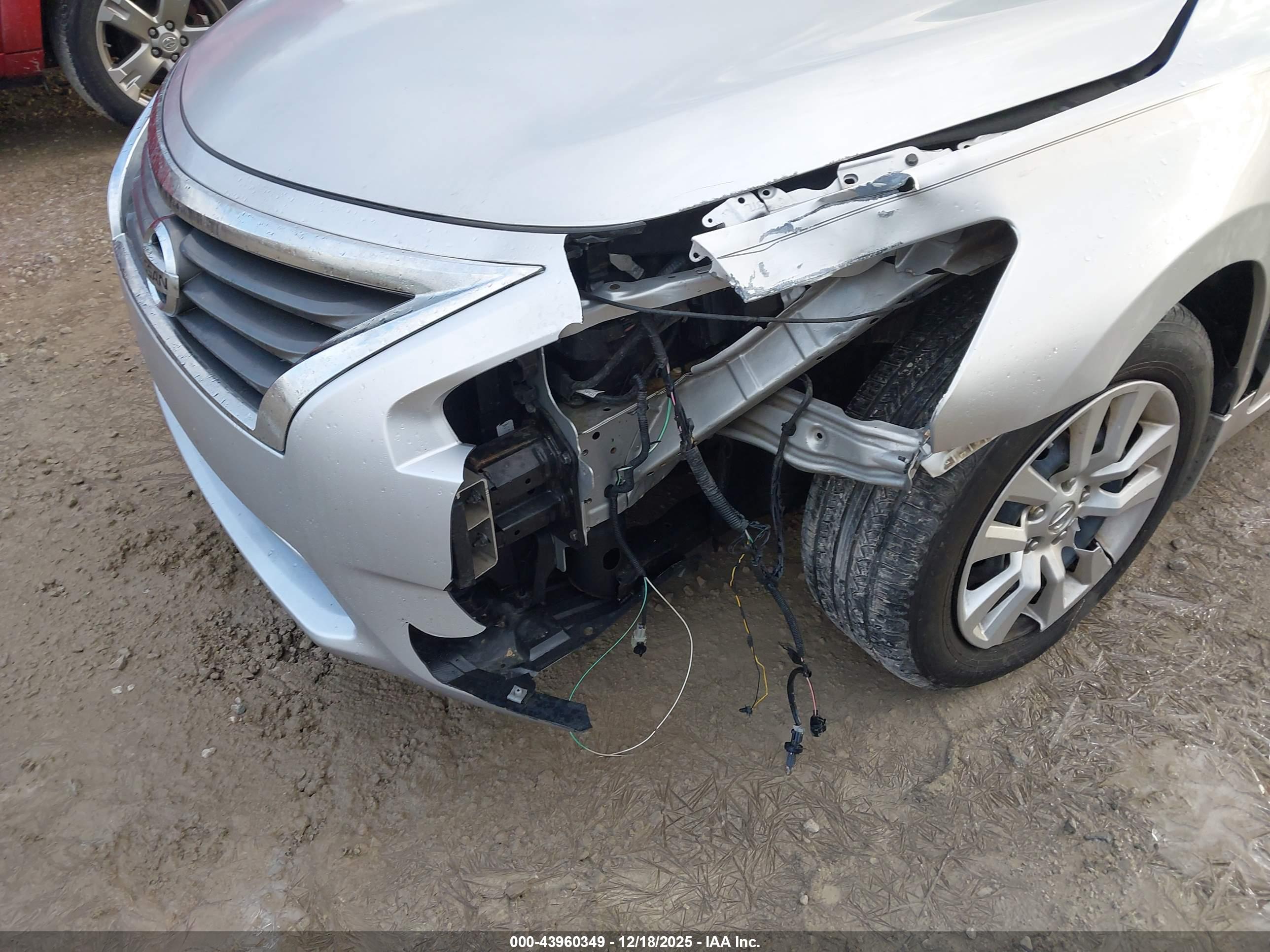 NISSAN ALTIMA image 6