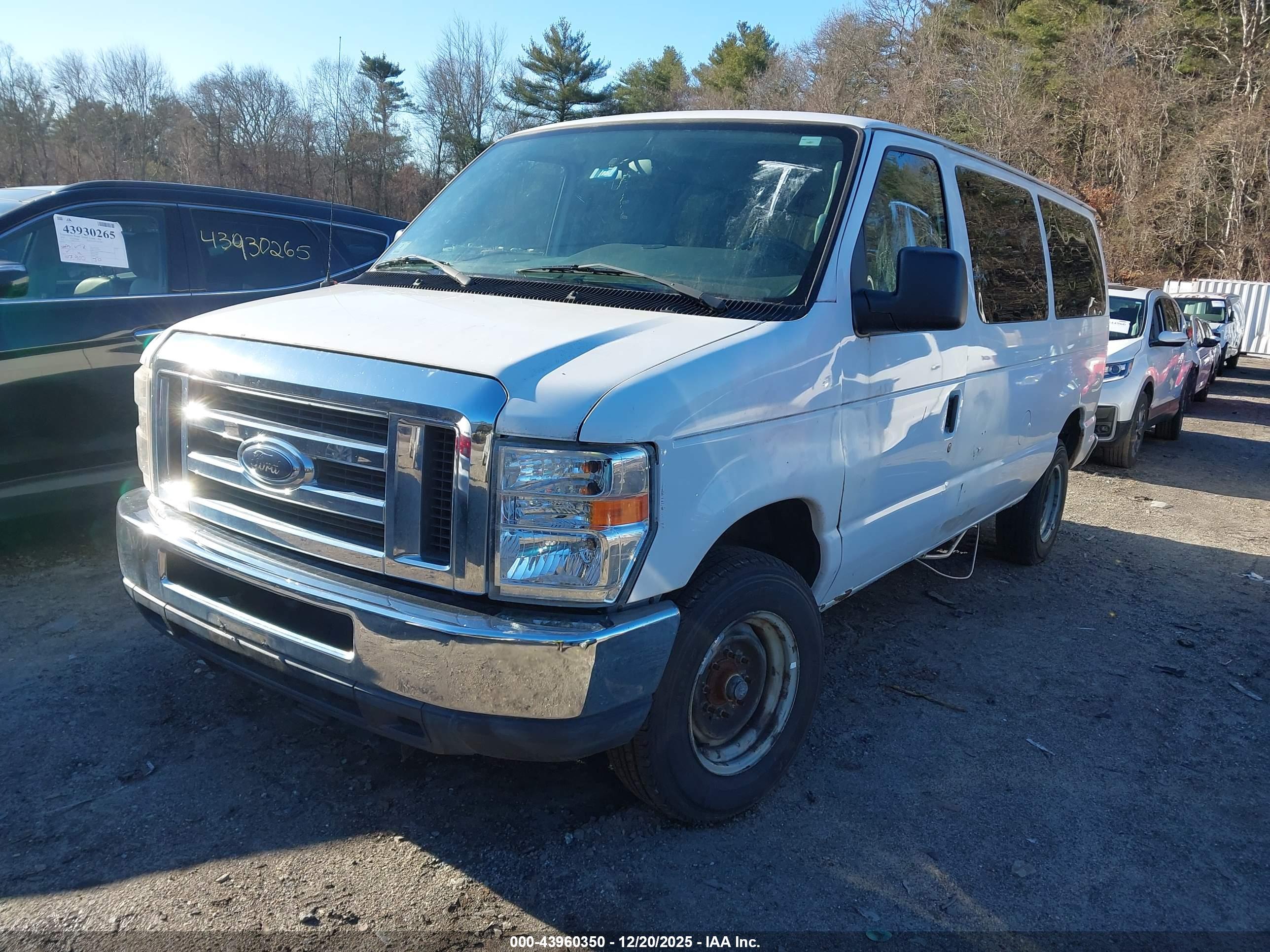 FORD E-350 image 2