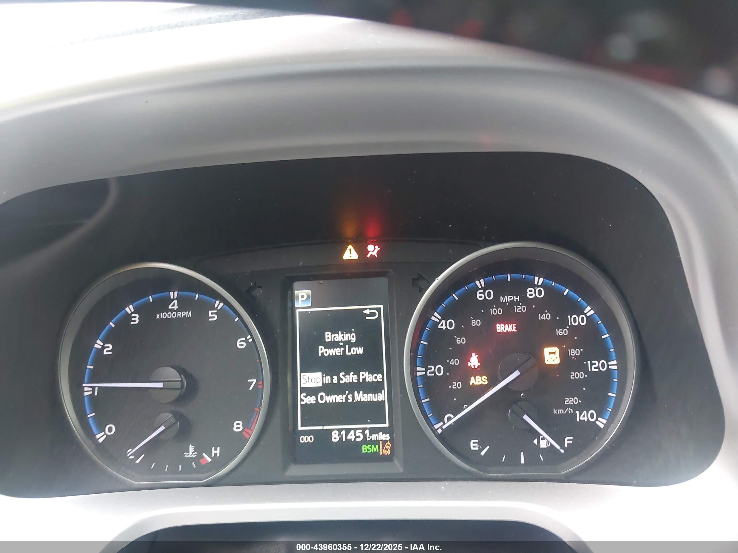 TOYOTA RAV4 image 7