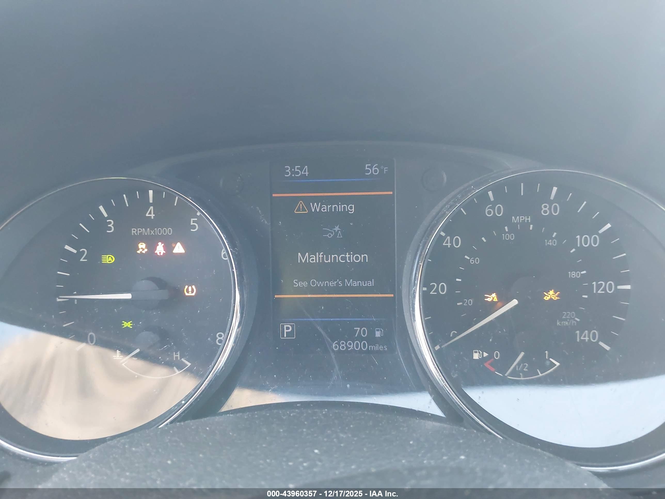 NISSAN ROGUE image 7