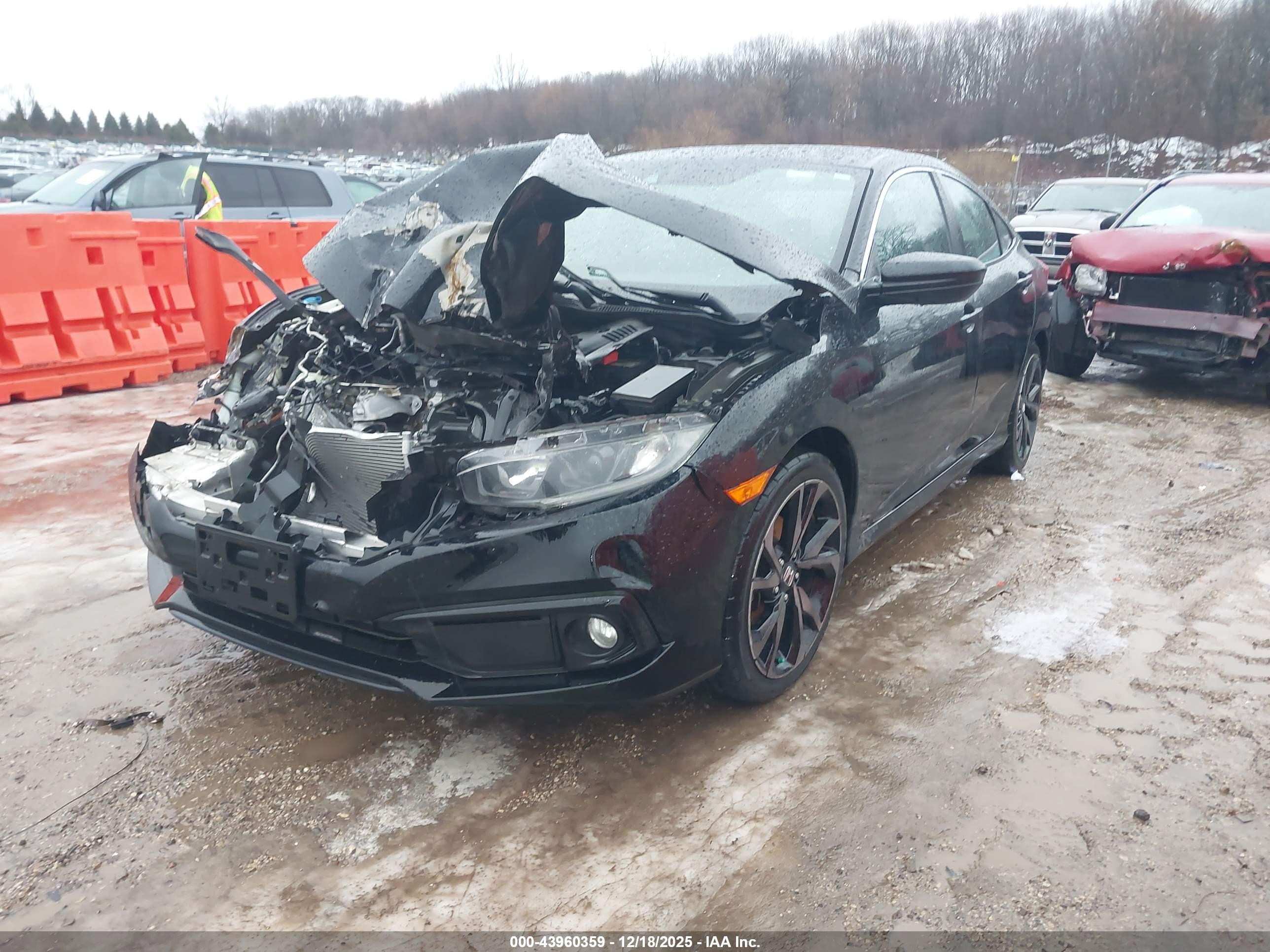 HONDA CIVIC image 2