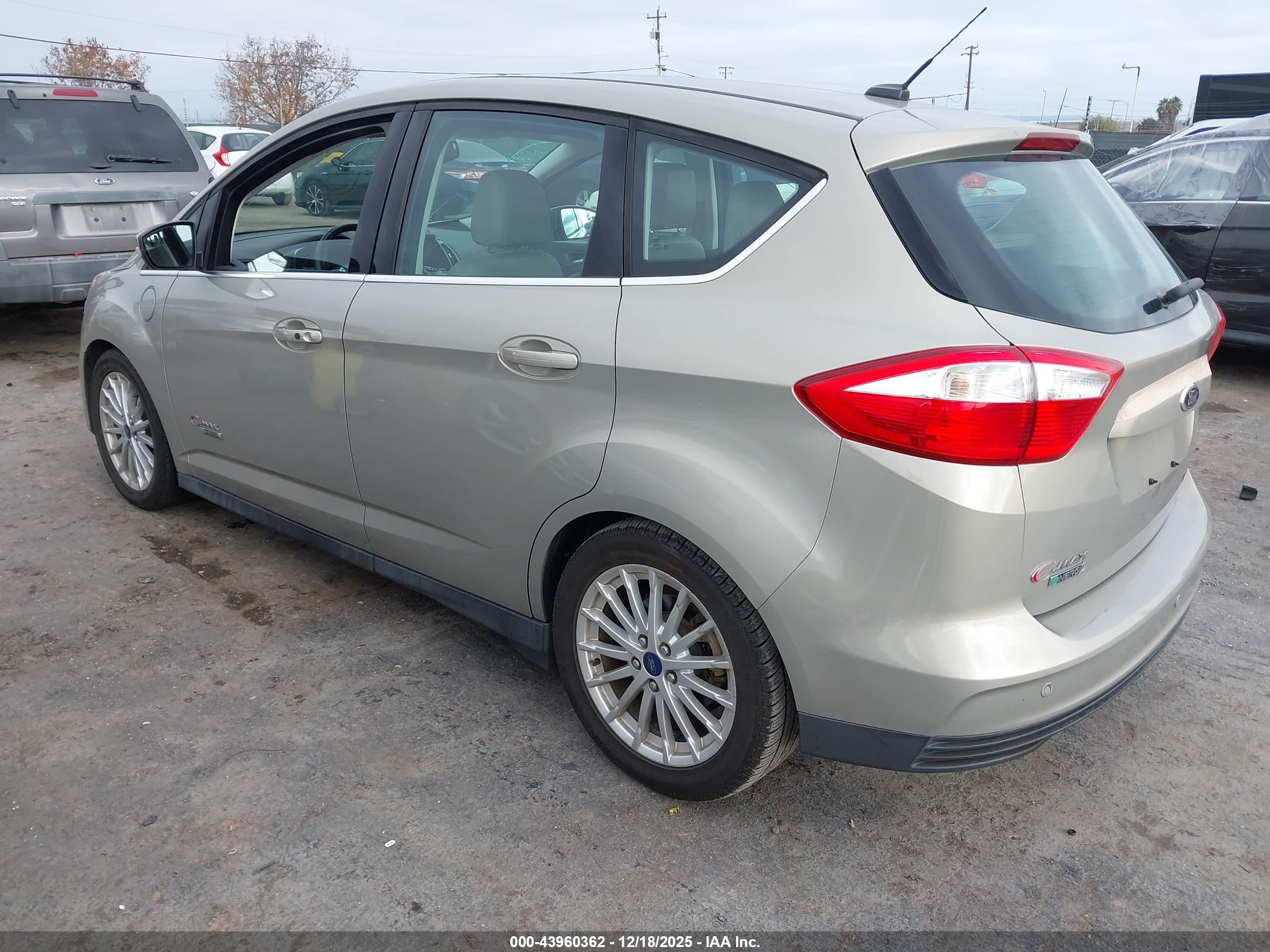 FORD C-MAX image 3