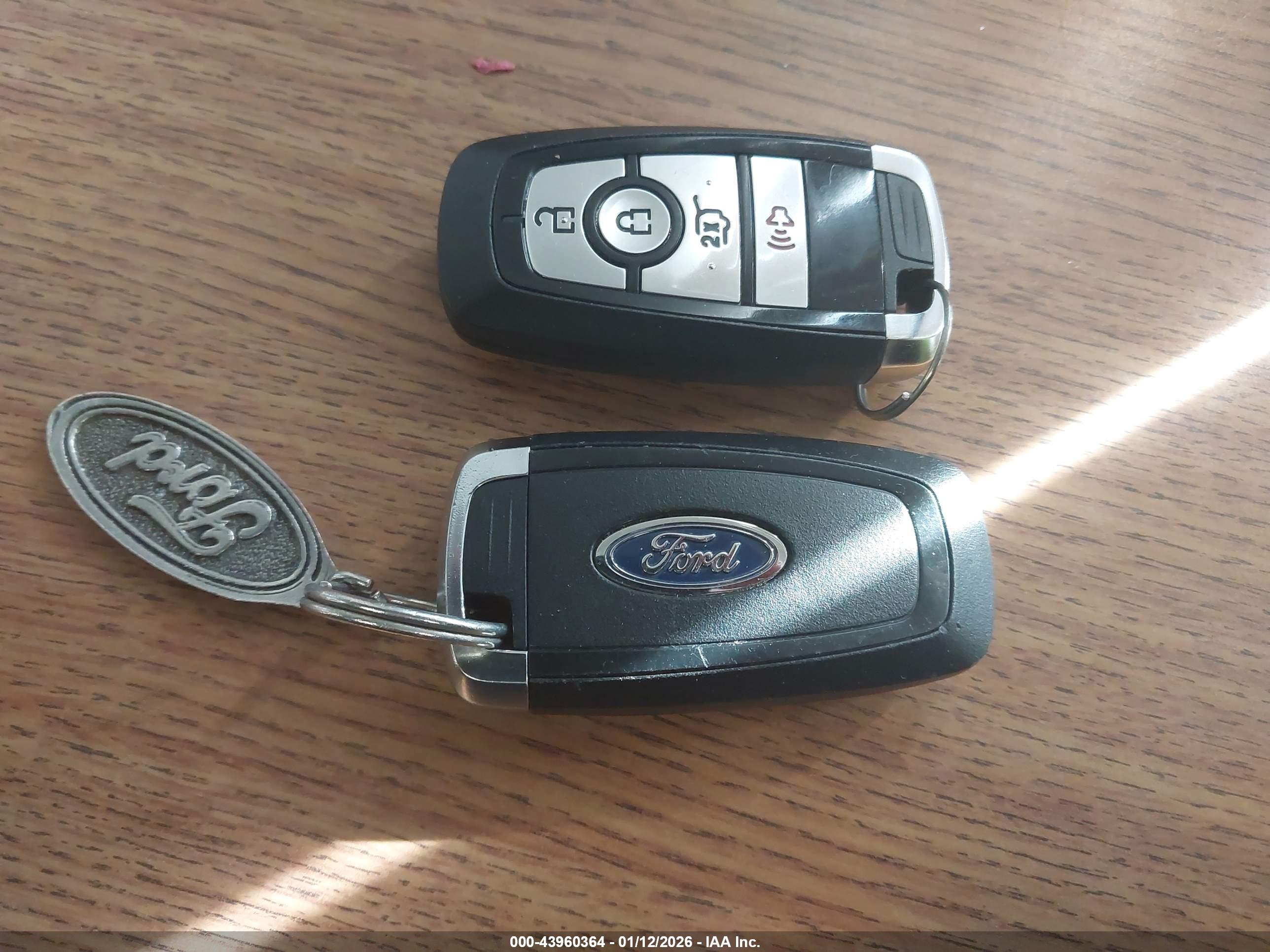 FORD ESCAPE image 11