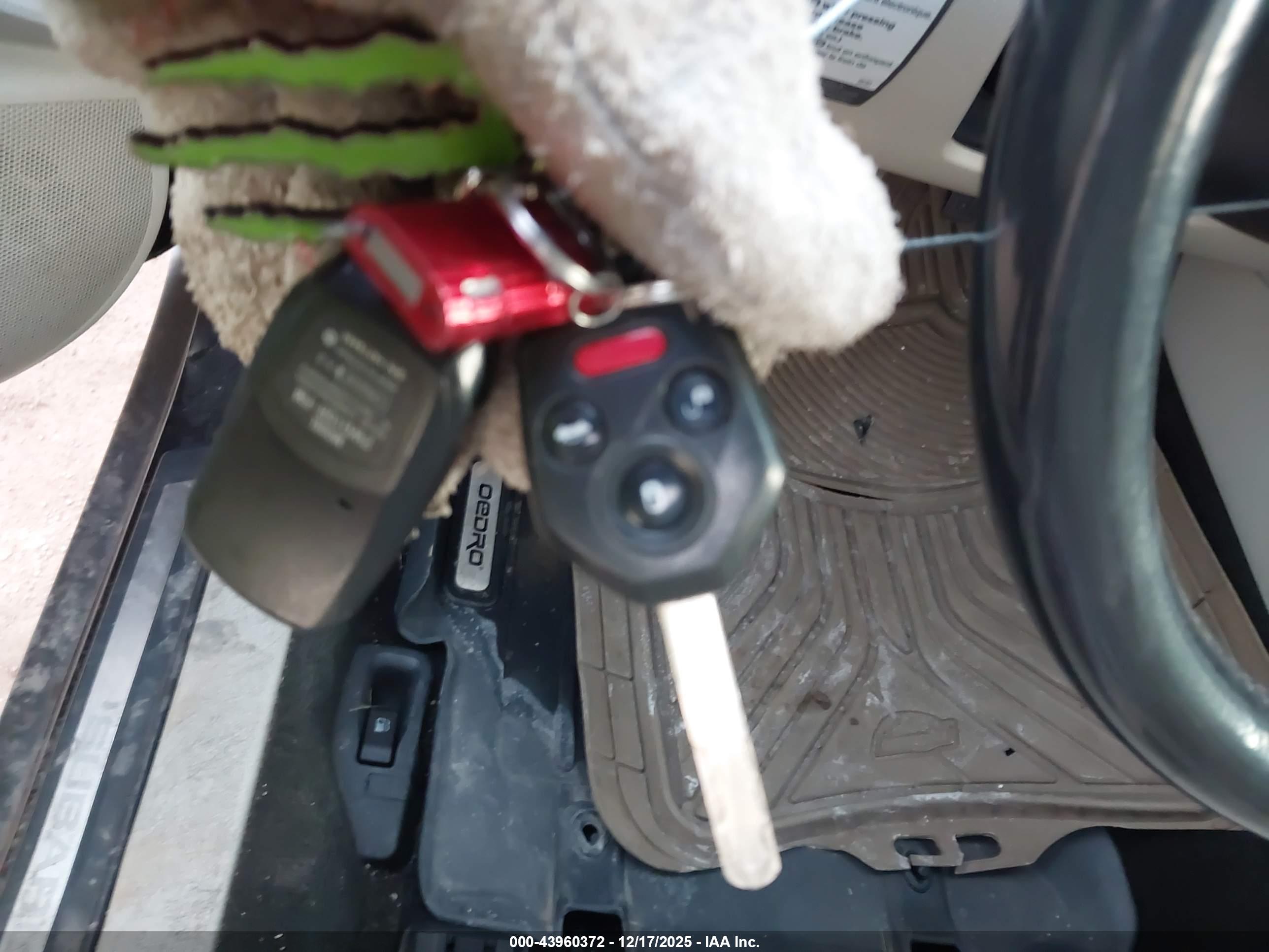 SUBARU OUTBACK image 11