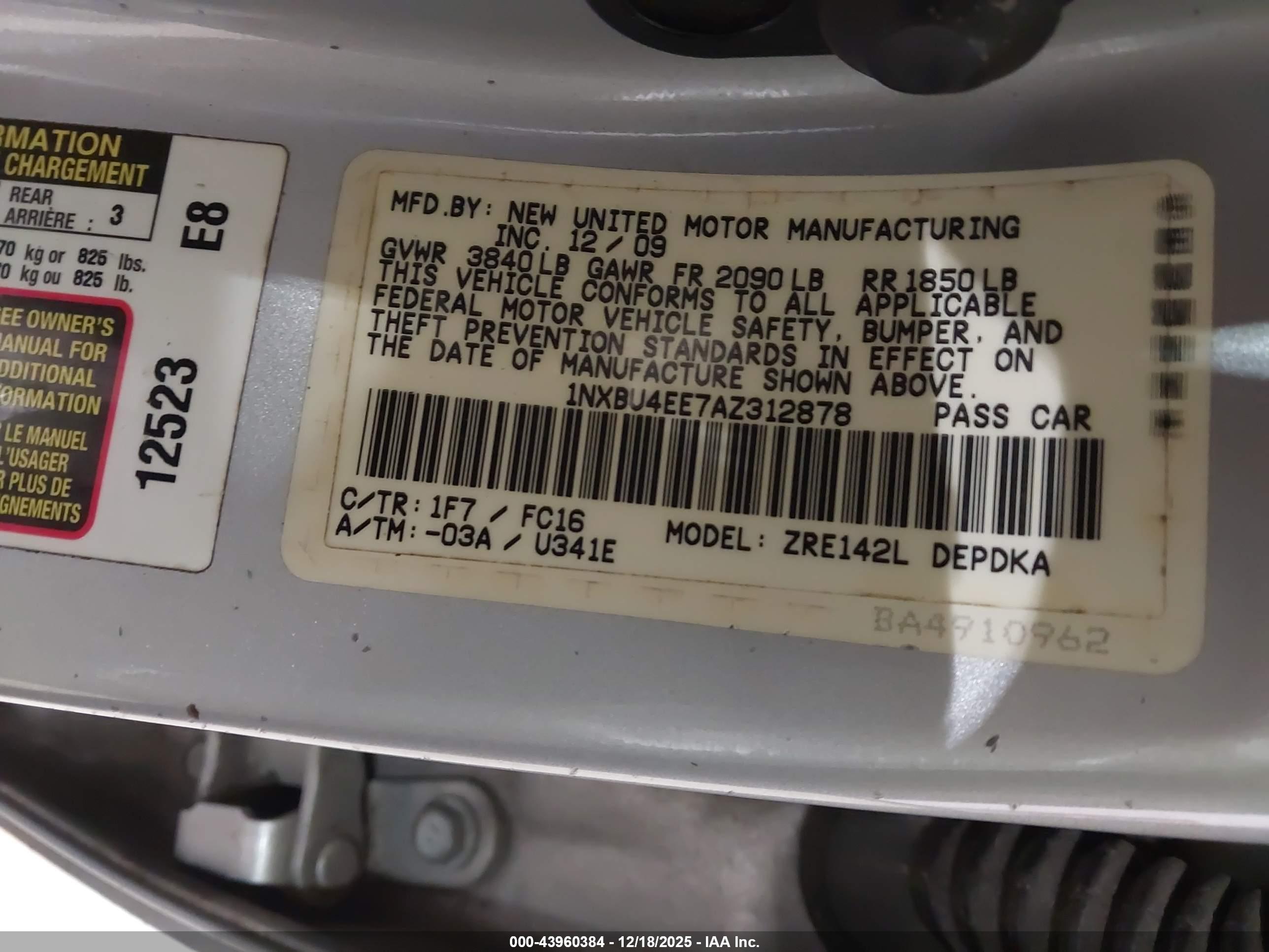 TOYOTA COROLLA image 9