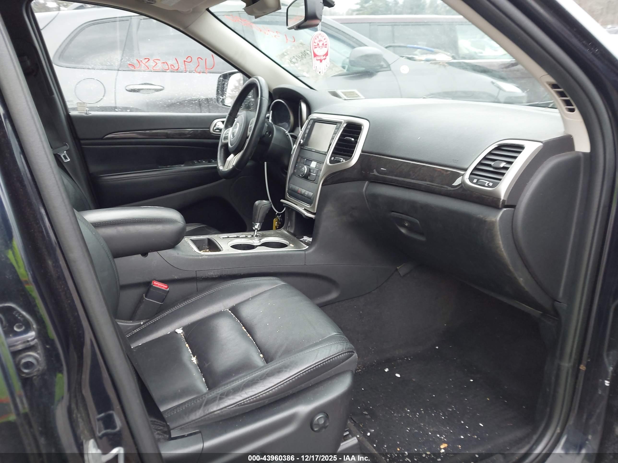 JEEP GRAND image 5