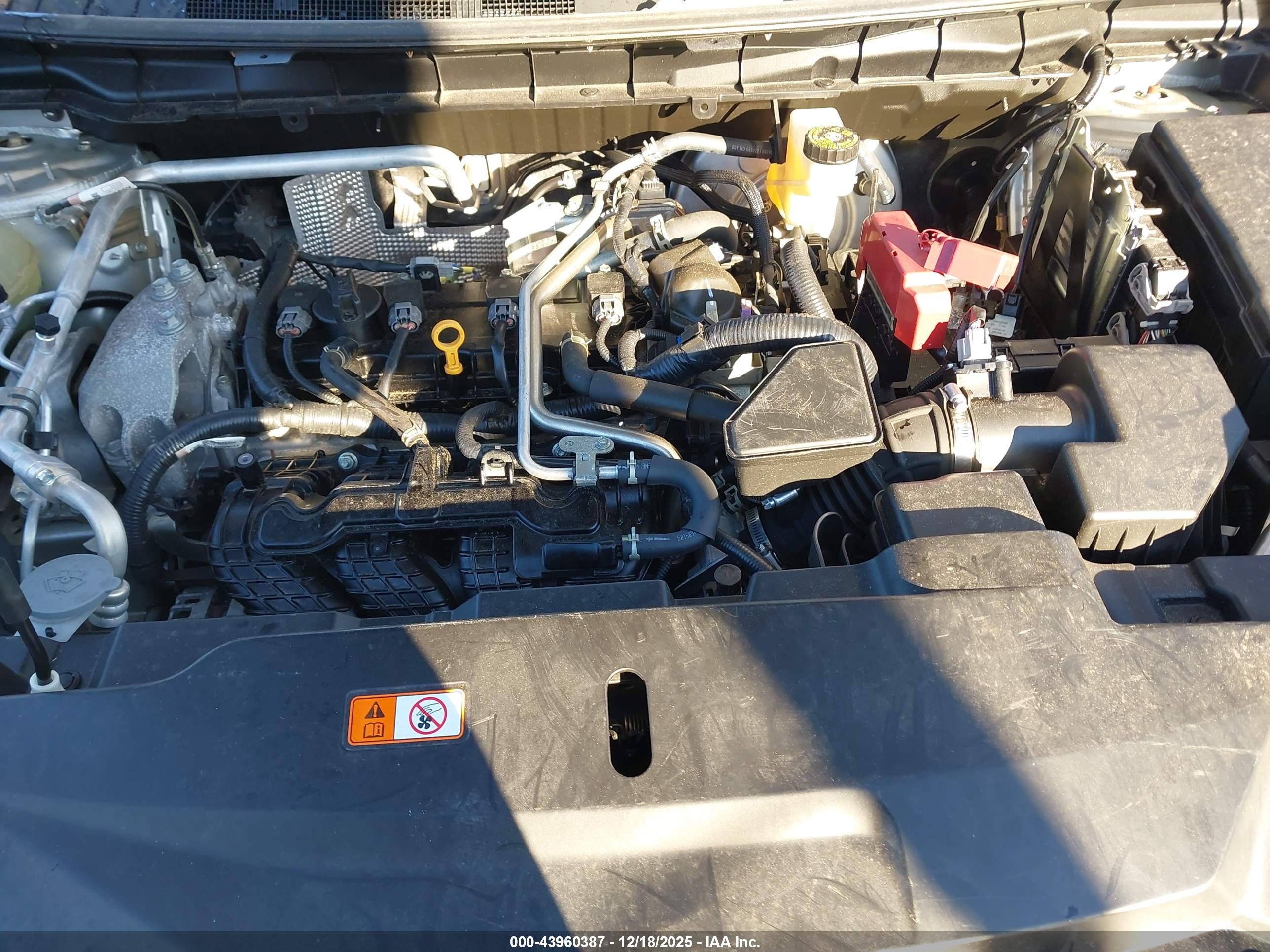 MITSUBISHI OUTLANDER image 10