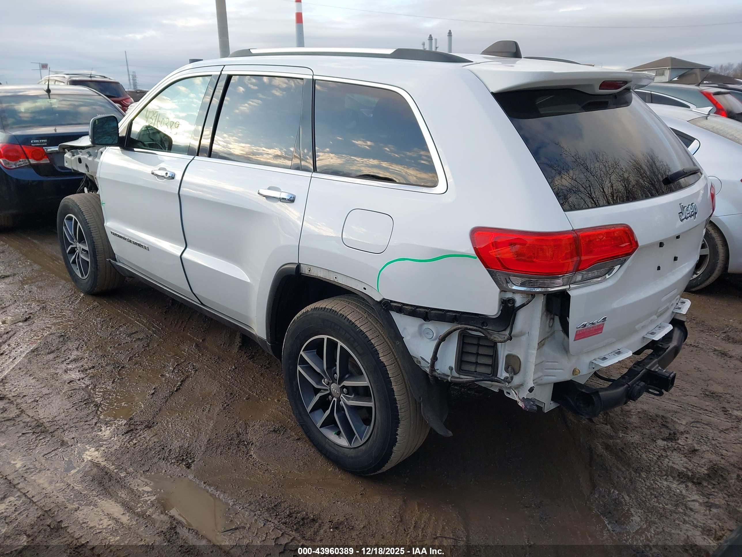 JEEP GRAND image 3