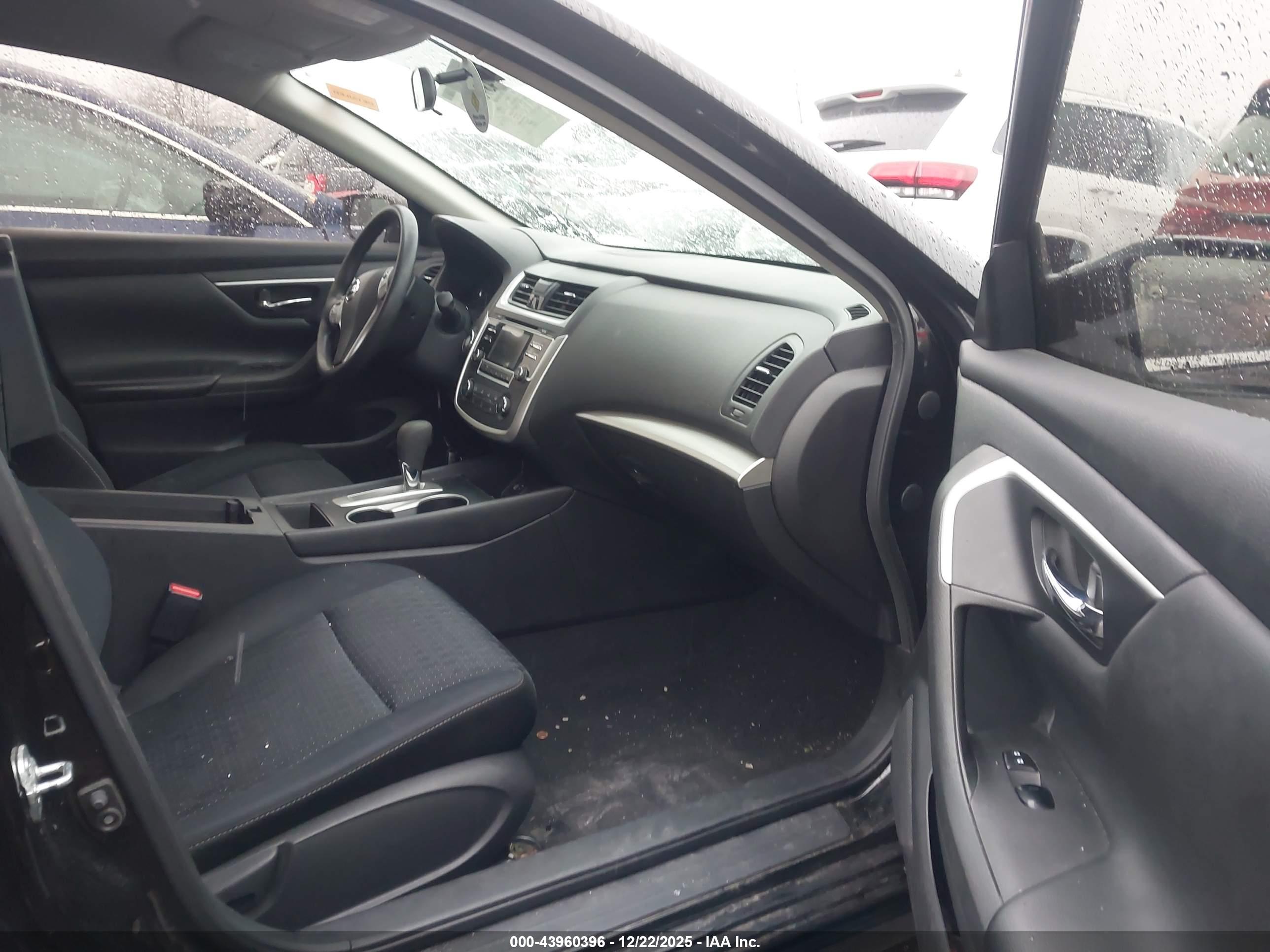NISSAN ALTIMA image 5