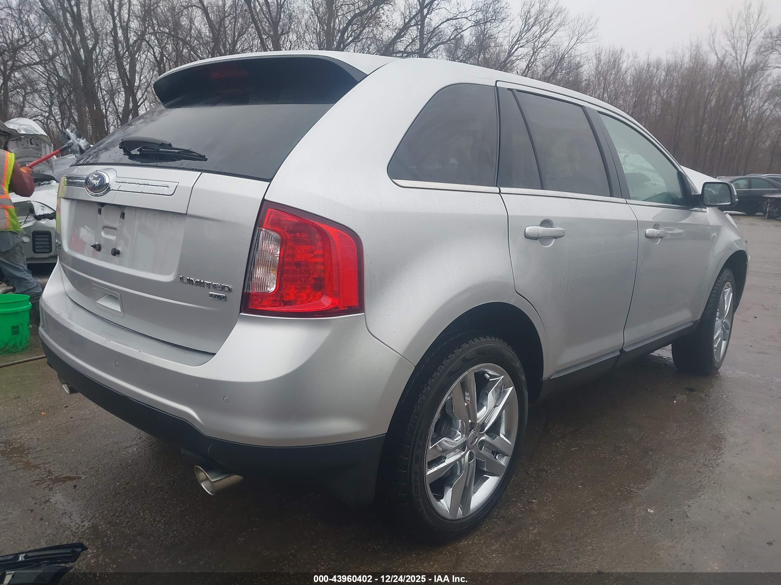 FORD EDGE image 4