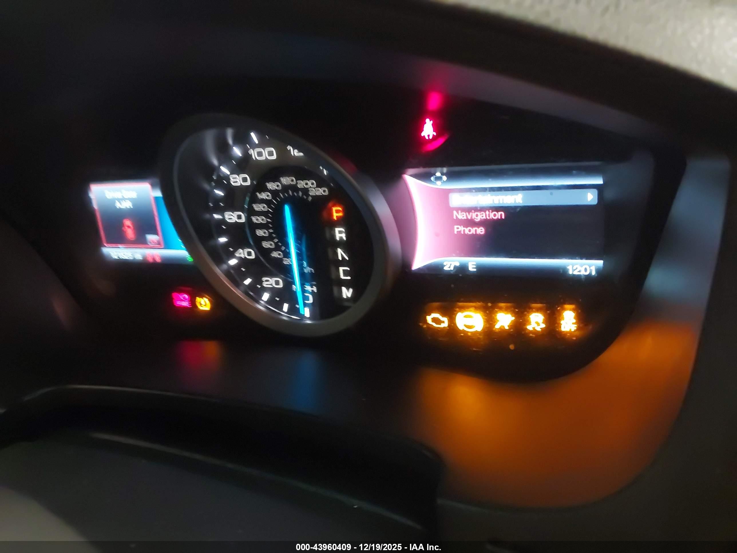 FORD EXPLORER image 7