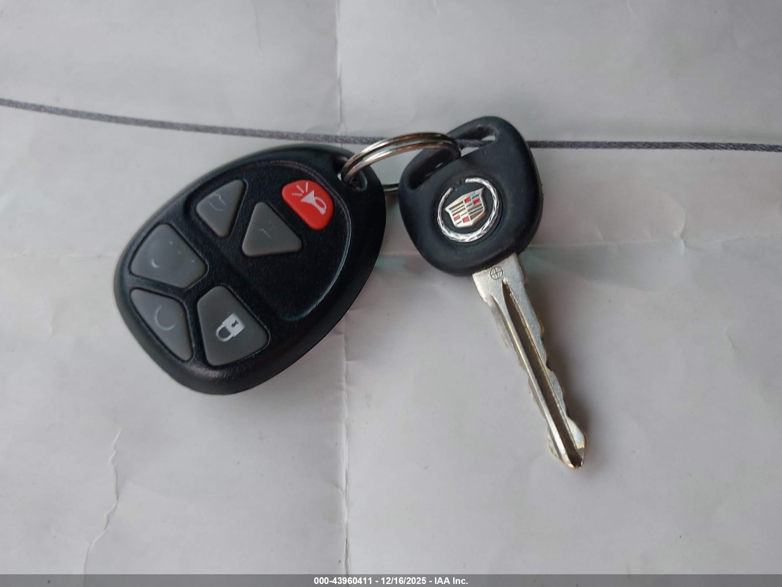 CADILLAC ESCALADE image 11