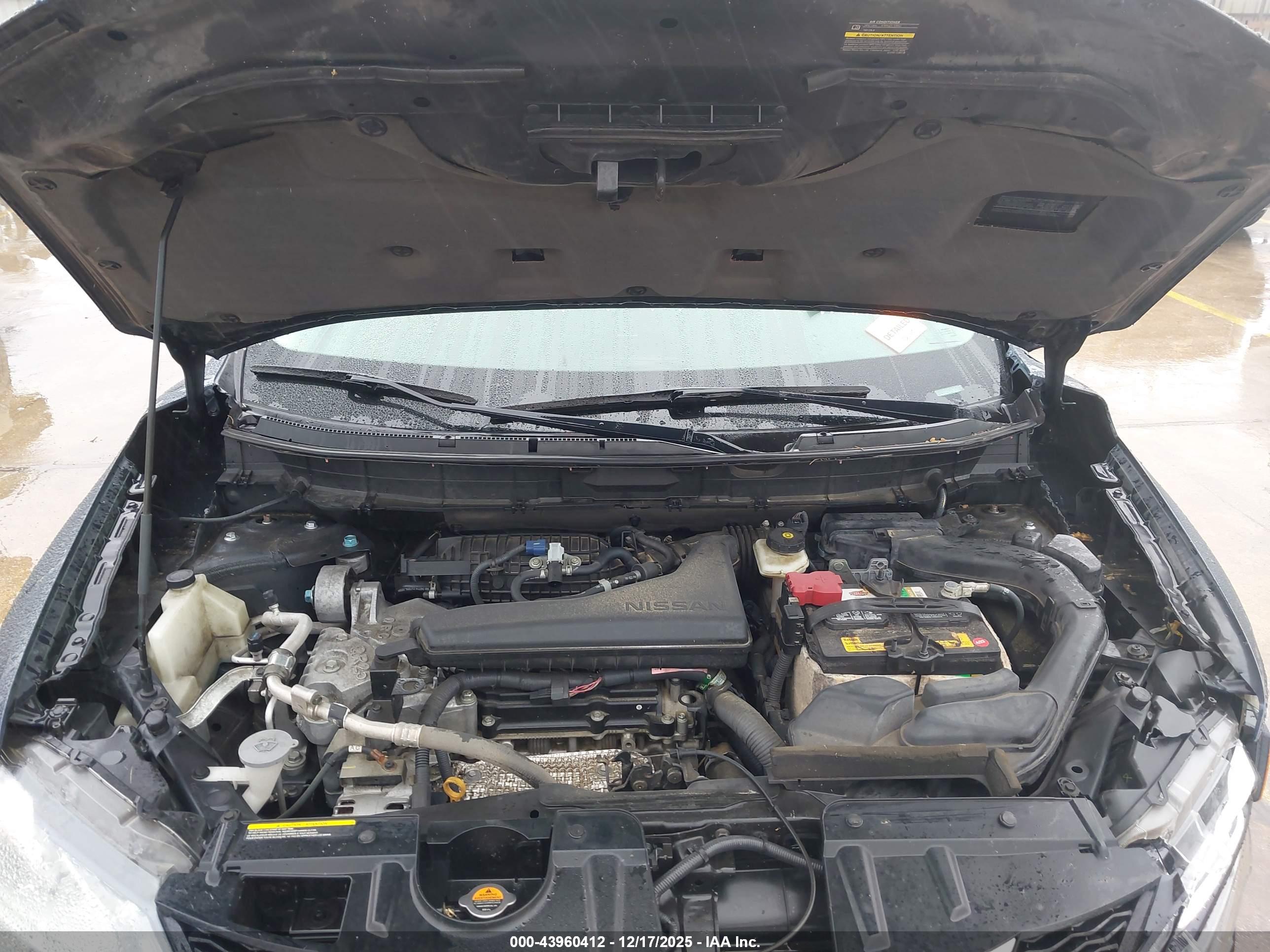 NISSAN ROGUE image 10