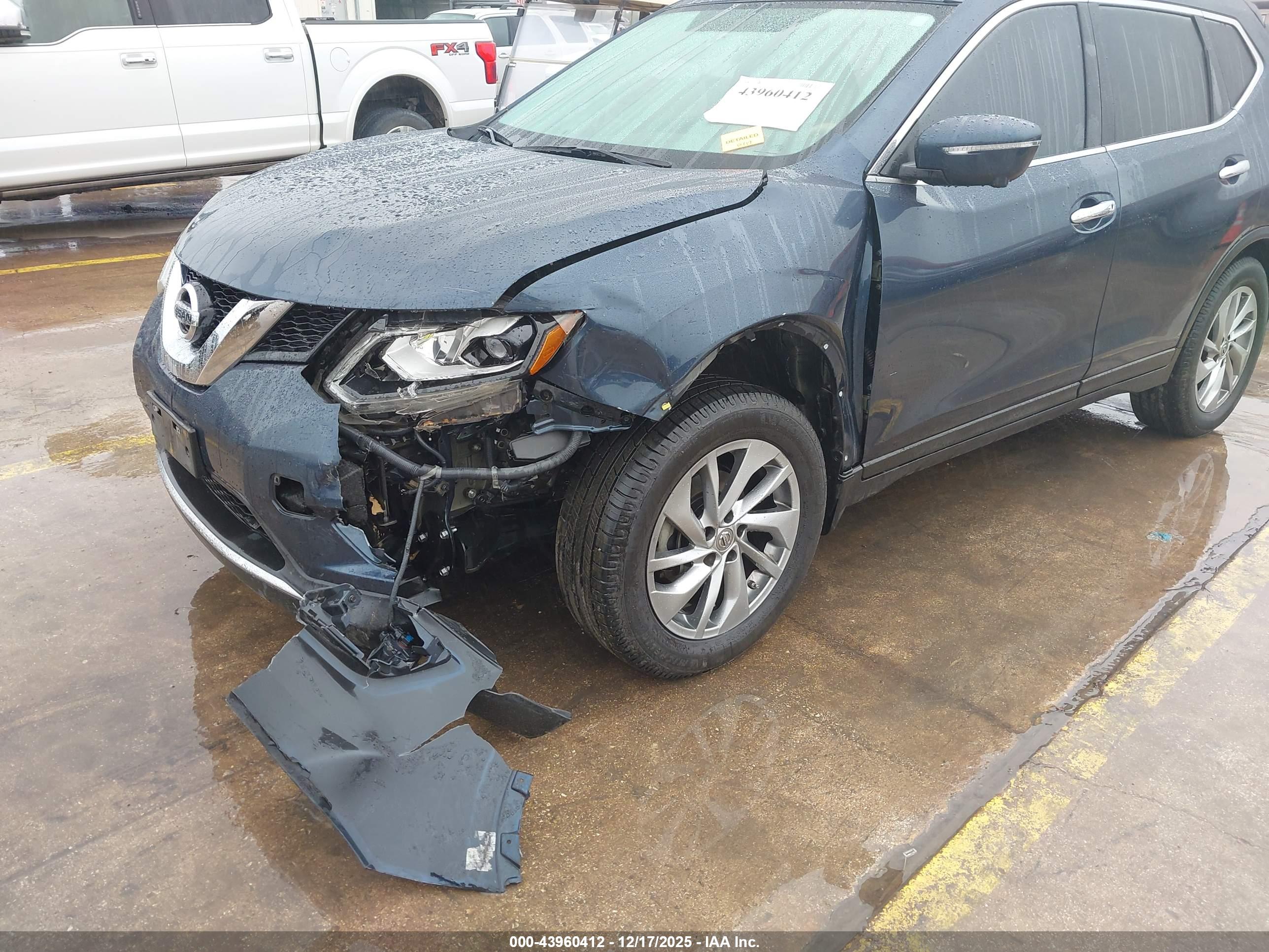 NISSAN ROGUE image 6