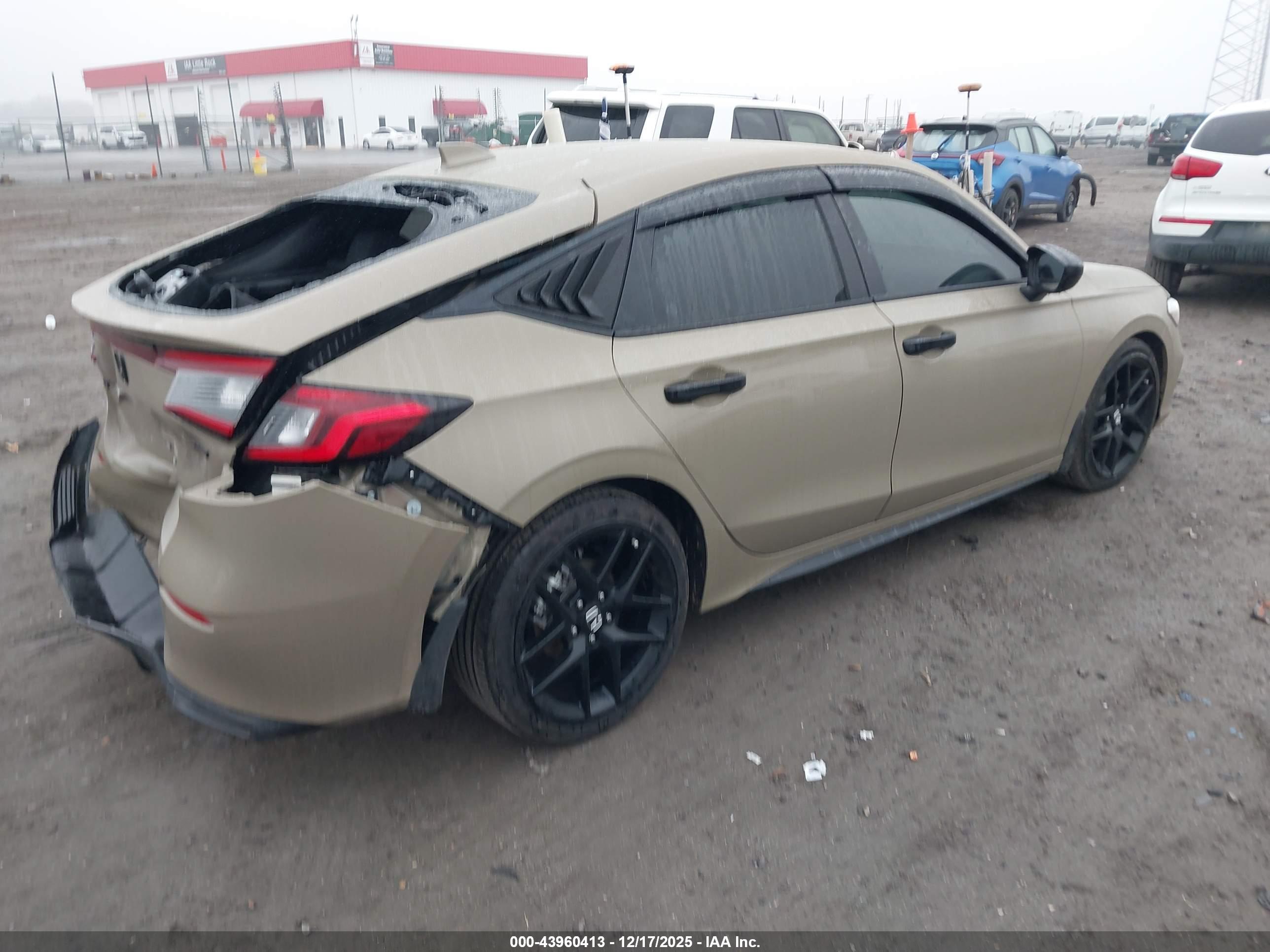 HONDA CIVIC image 4