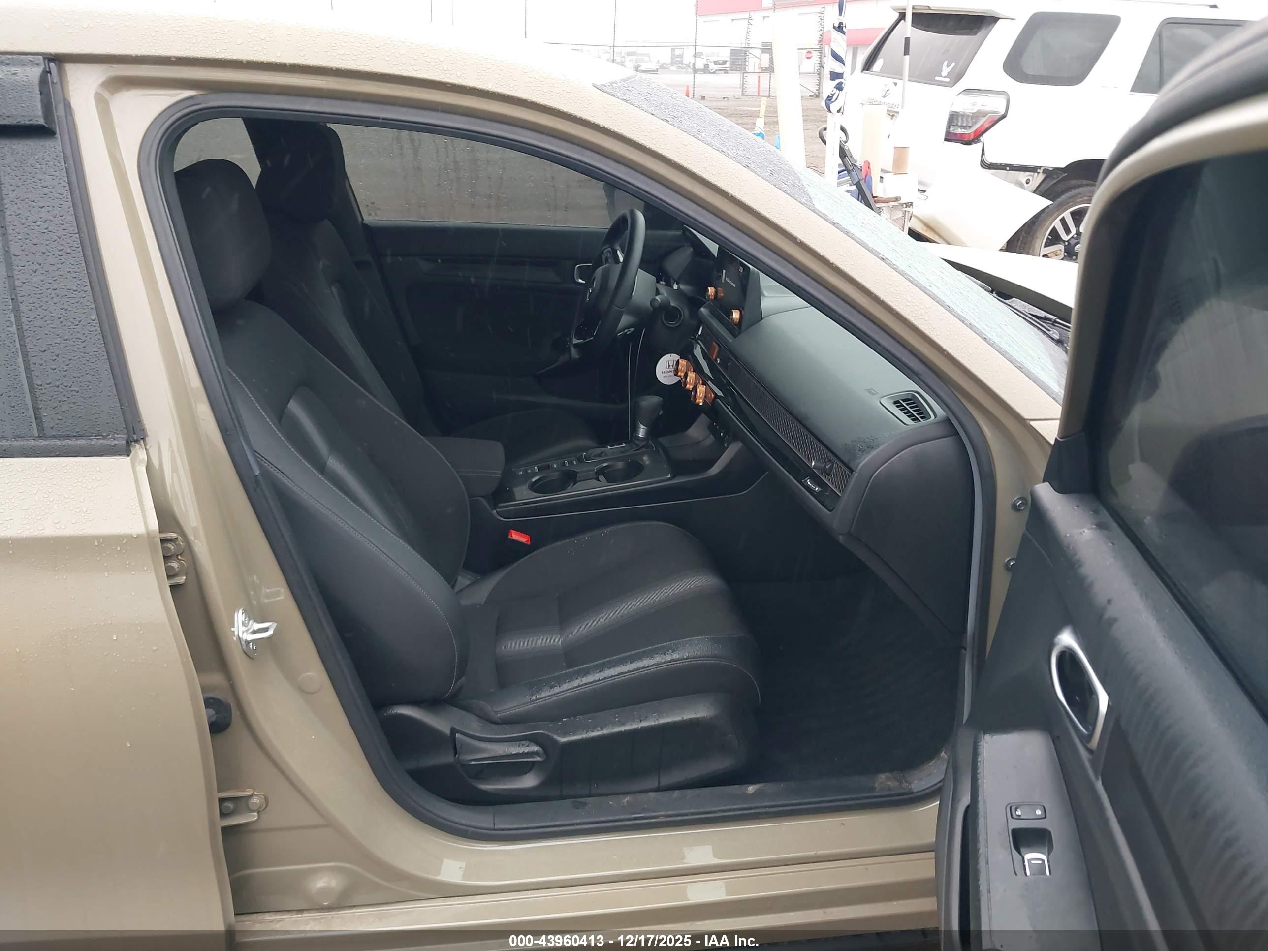 HONDA CIVIC image 5