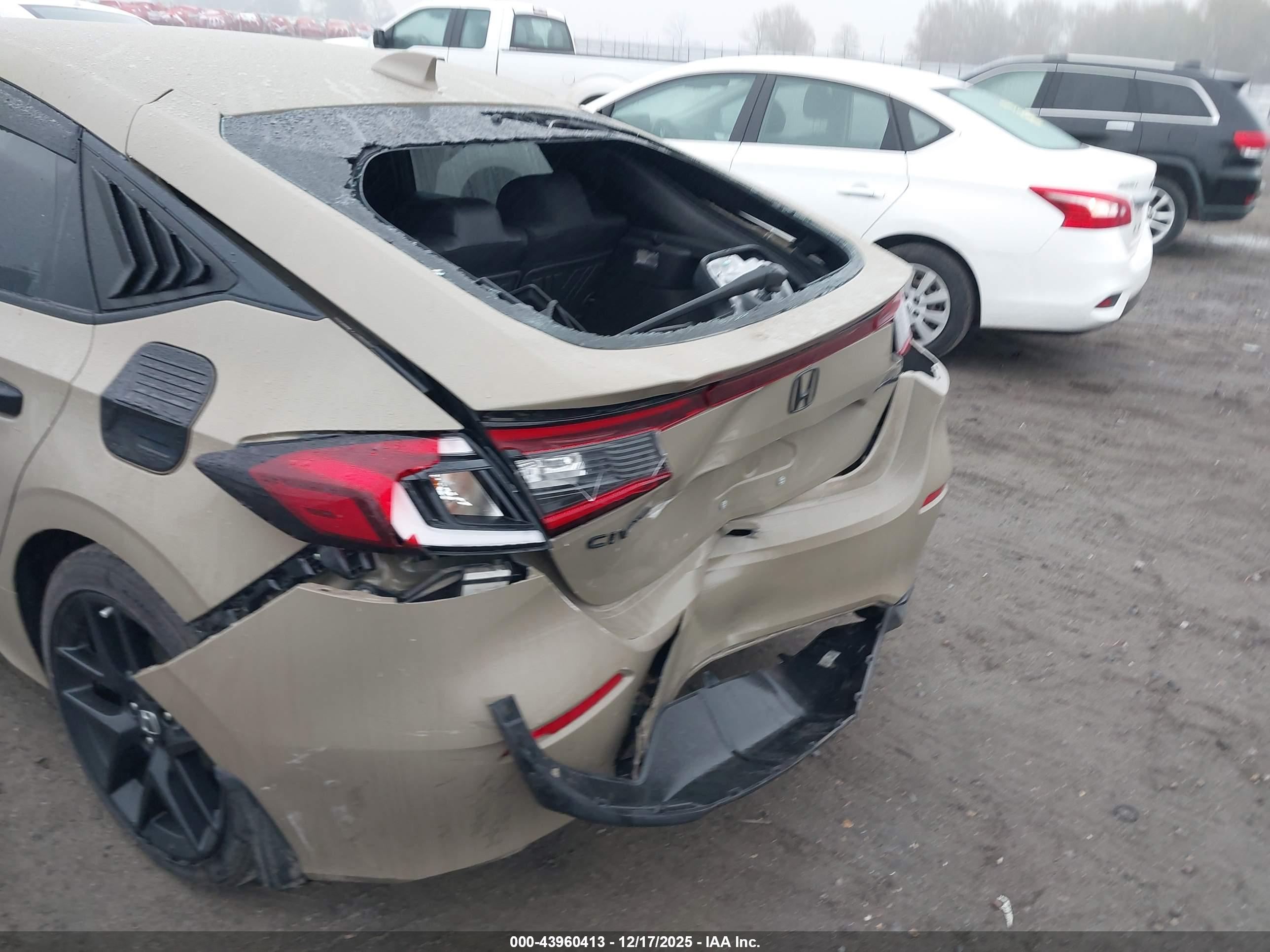 HONDA CIVIC image 6