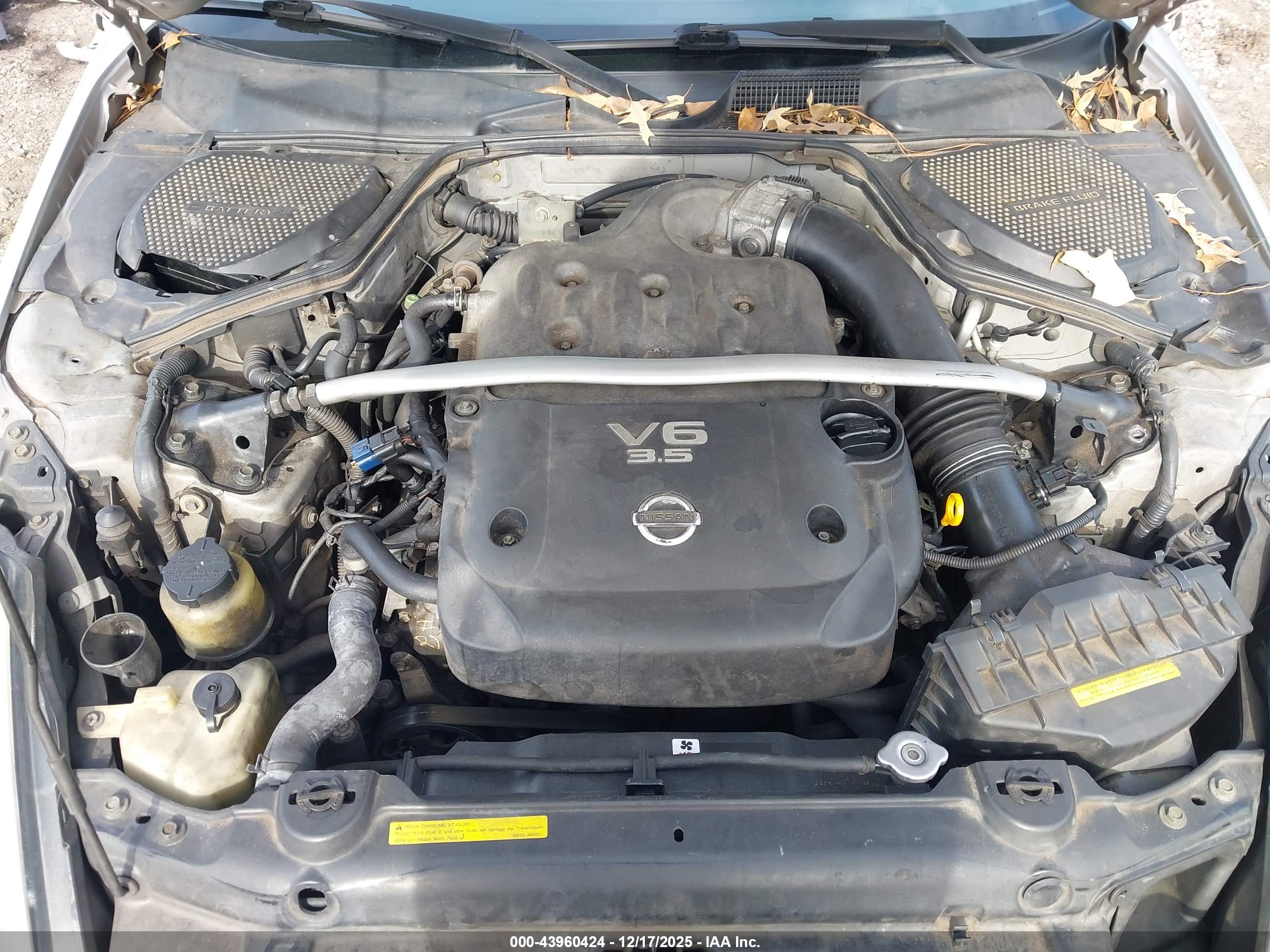NISSAN 350Z image 10