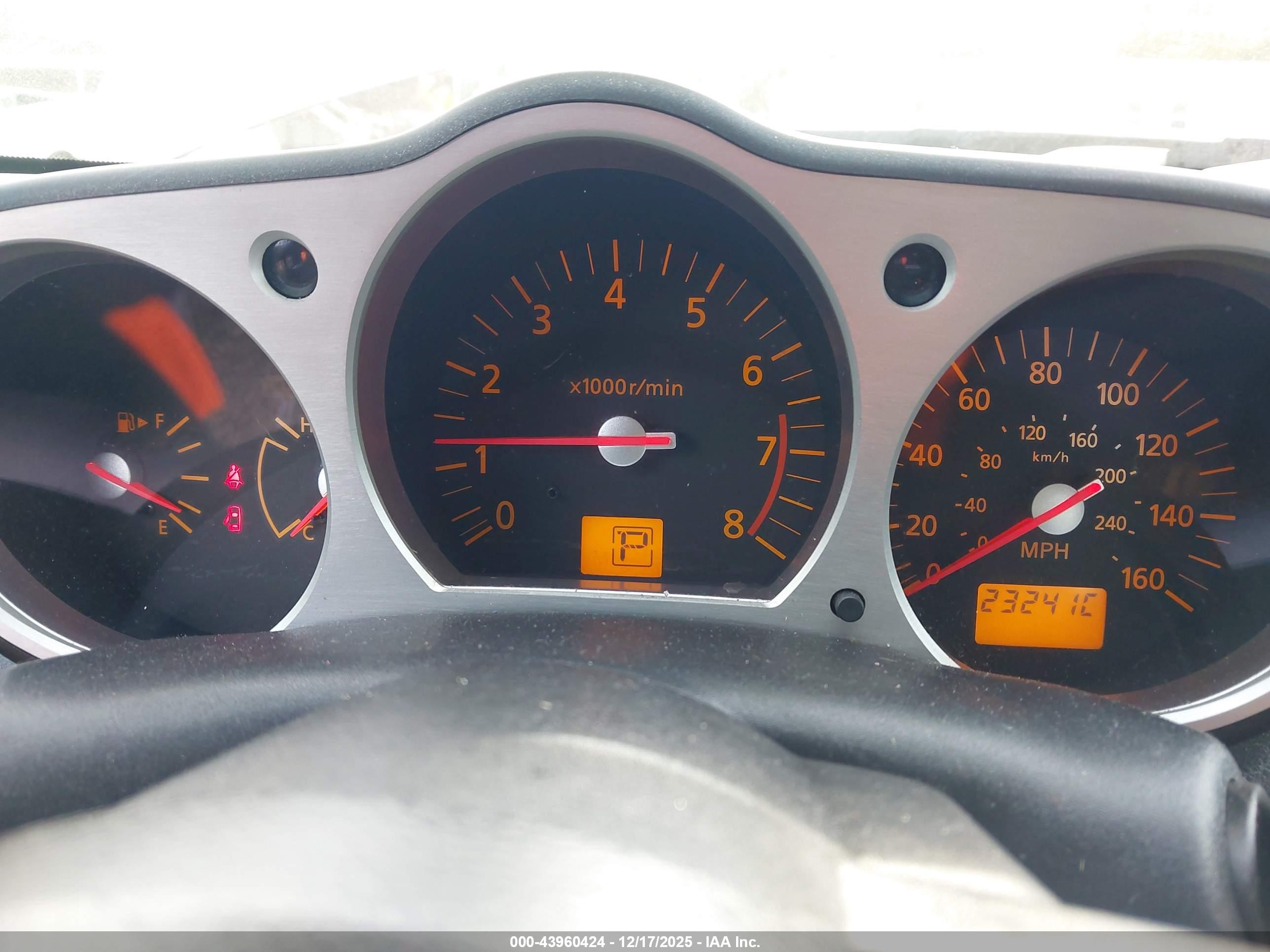 NISSAN 350Z image 7