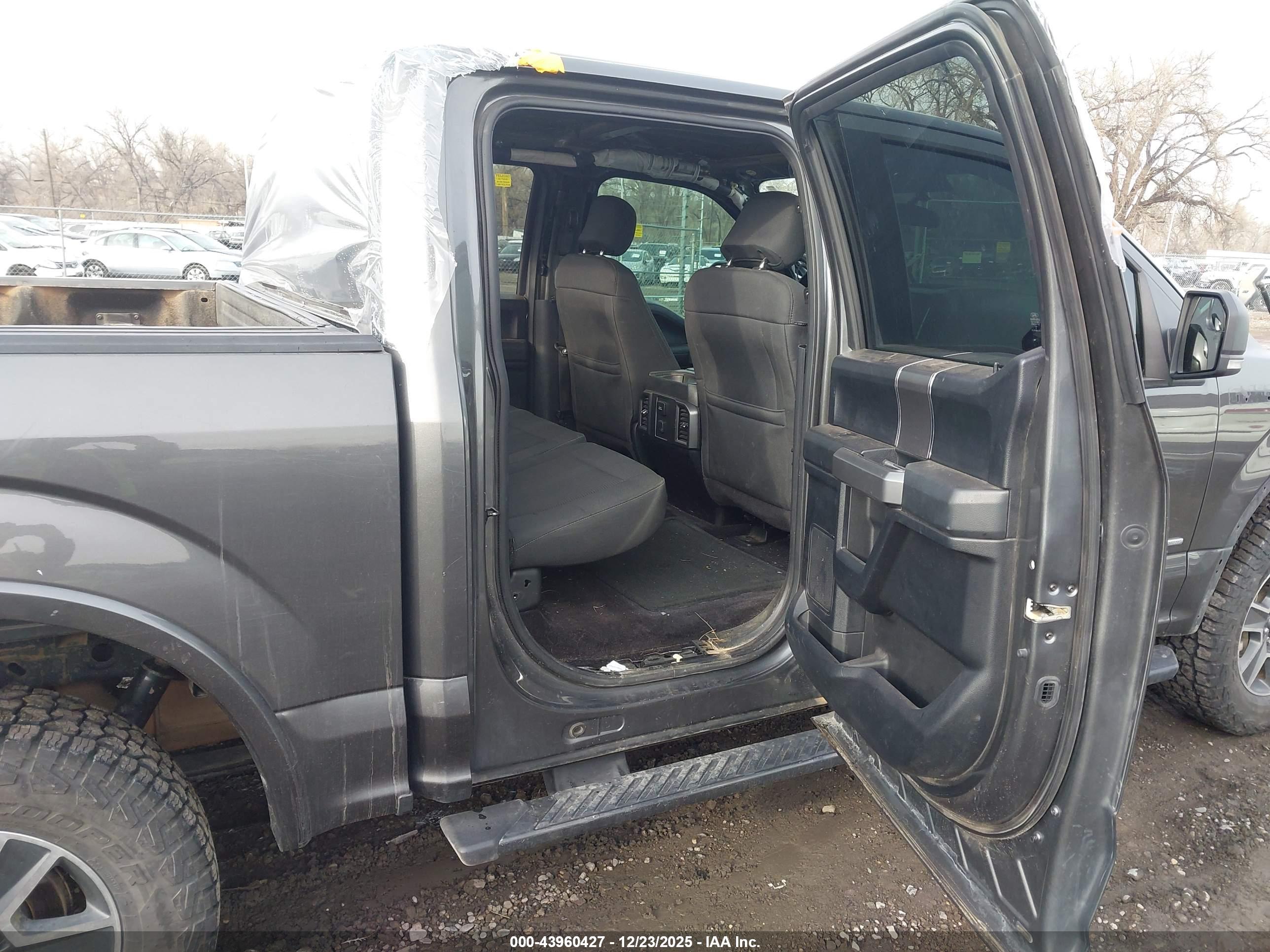 FORD F-150 image 8