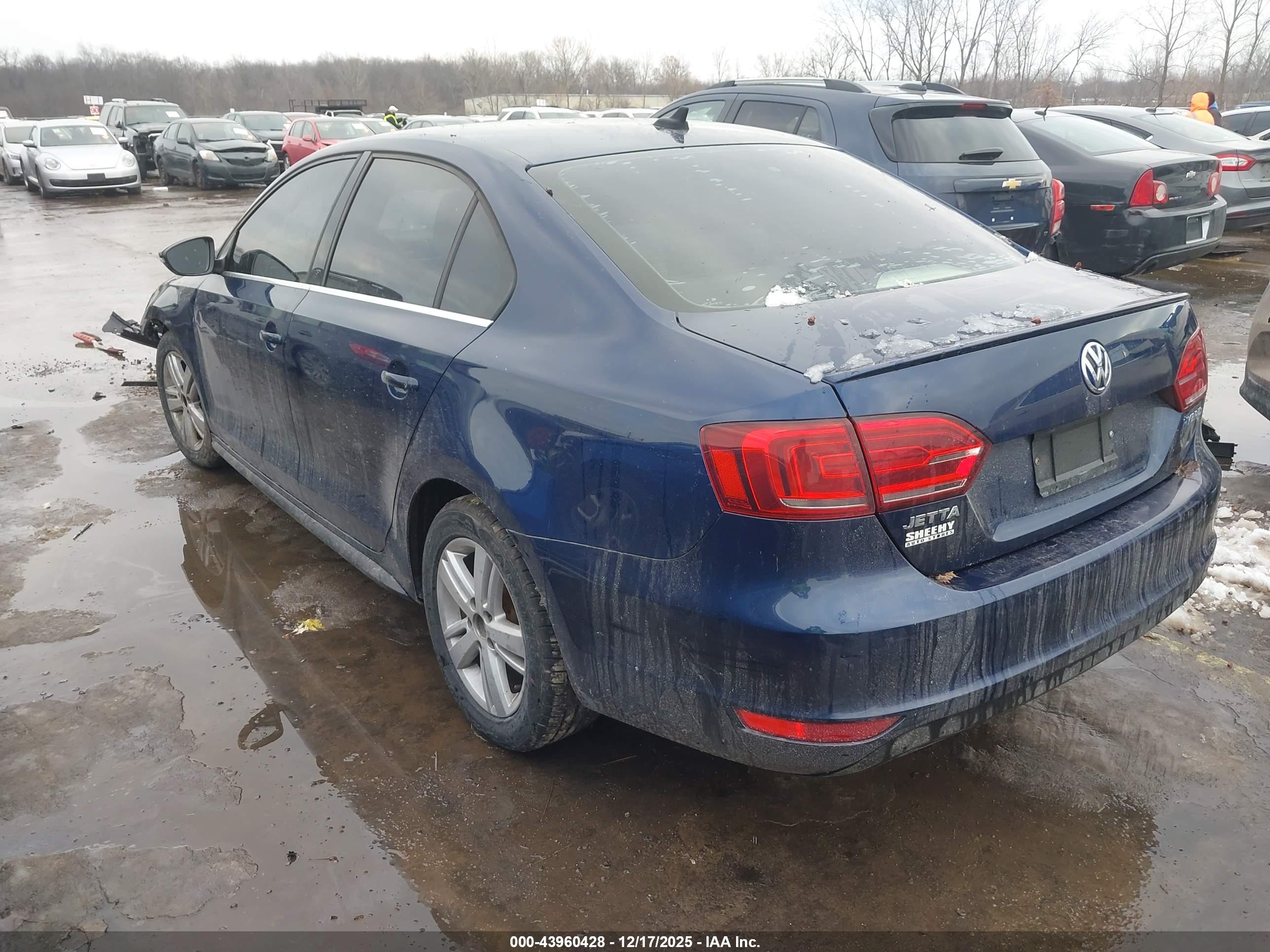 VOLKSWAGEN JETTA image 3