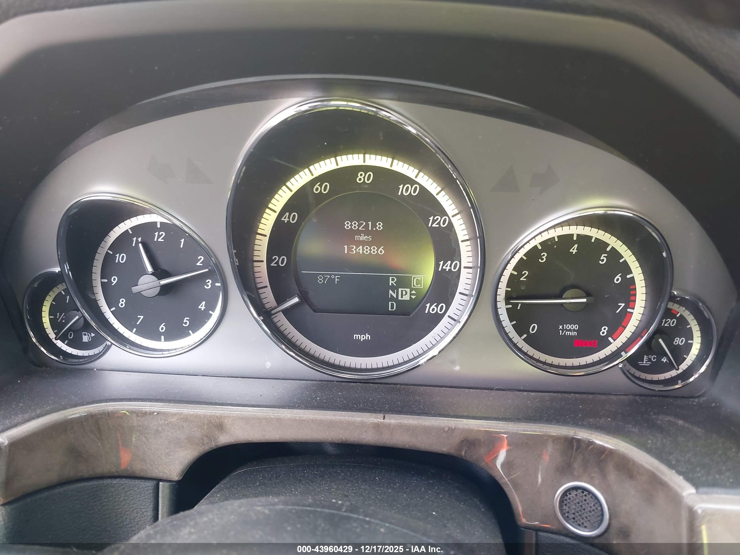 MERCEDES-BENZ E image 7
