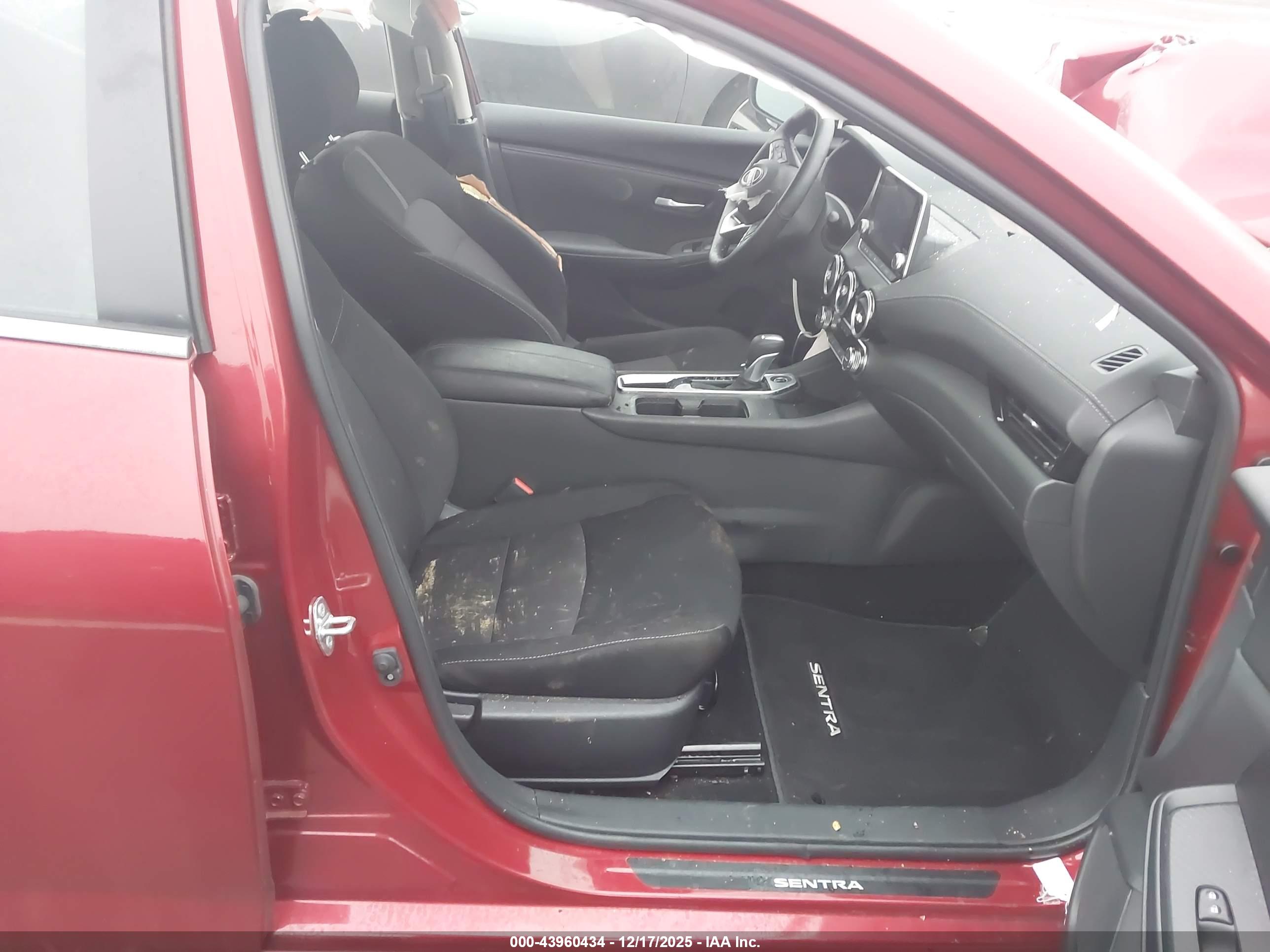 NISSAN SENTRA image 5