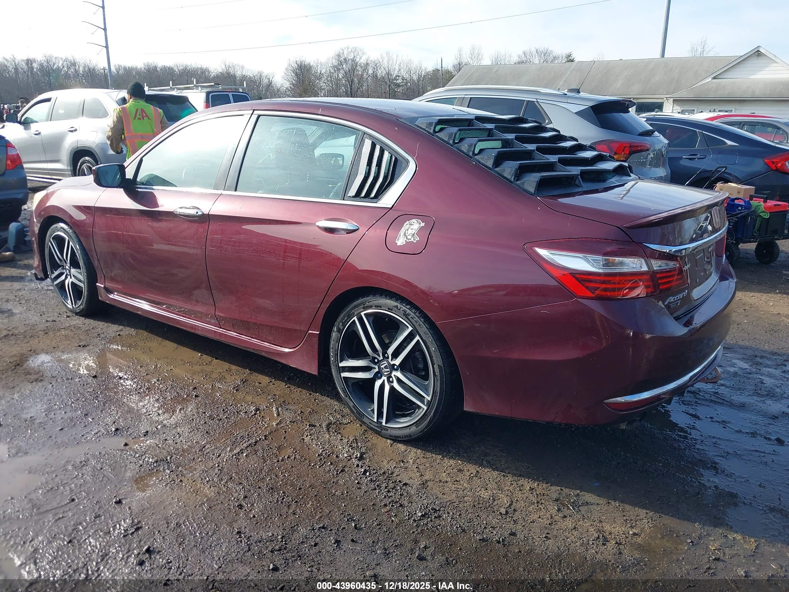 HONDA ACCORD image 3