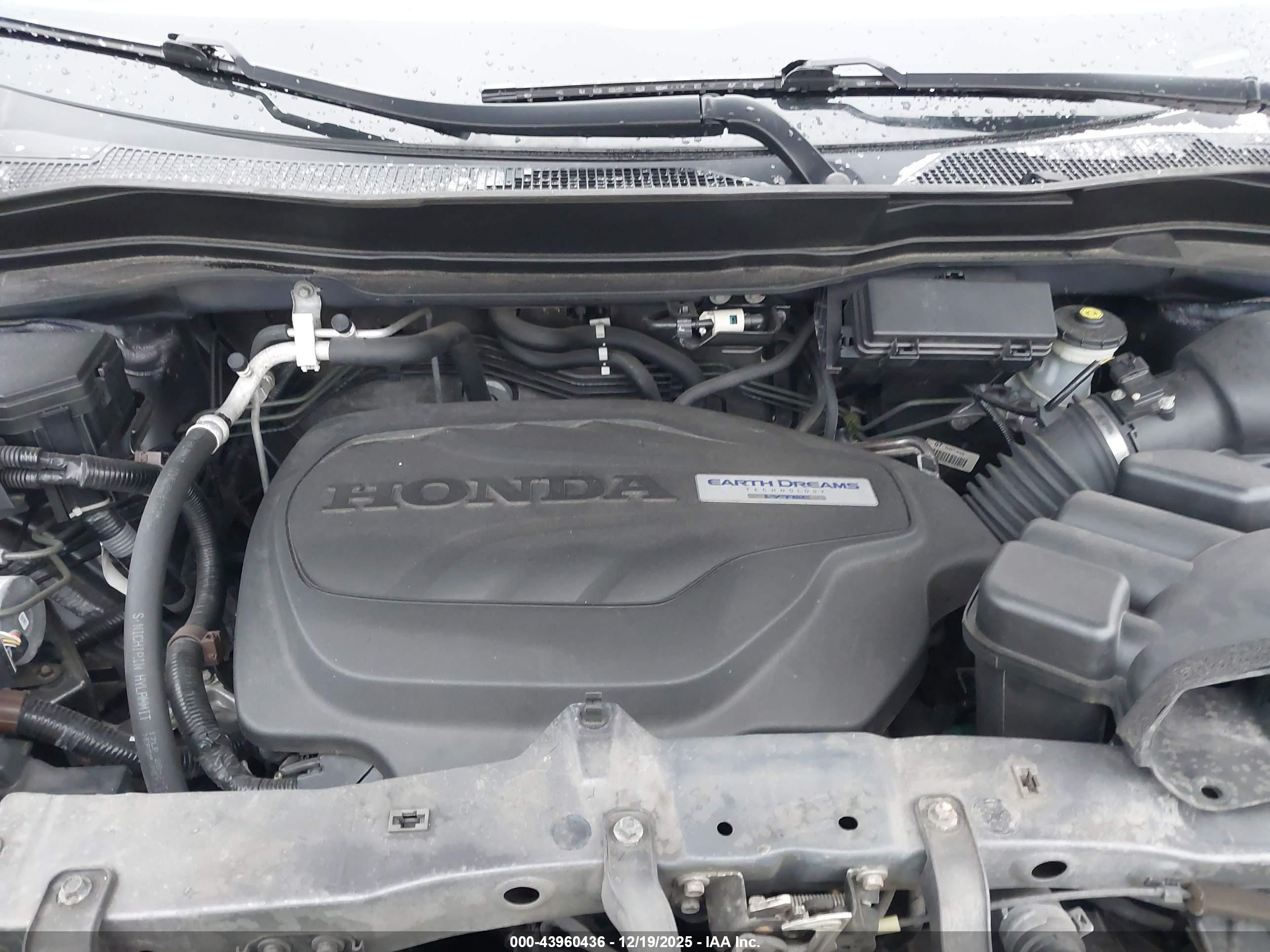 HONDA RIDGELINE image 10