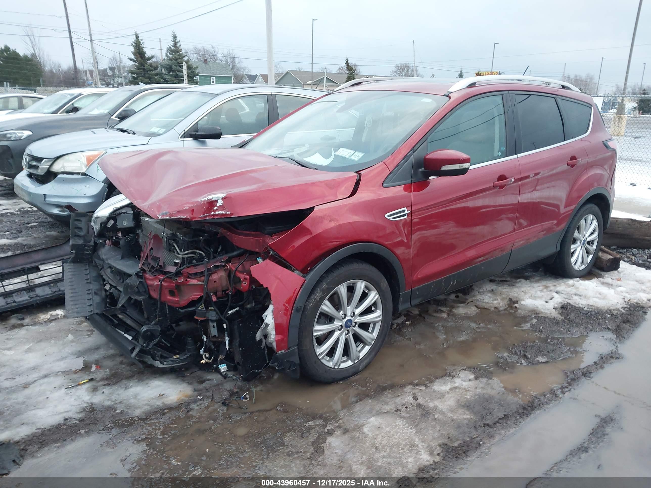 FORD ESCAPE image 2