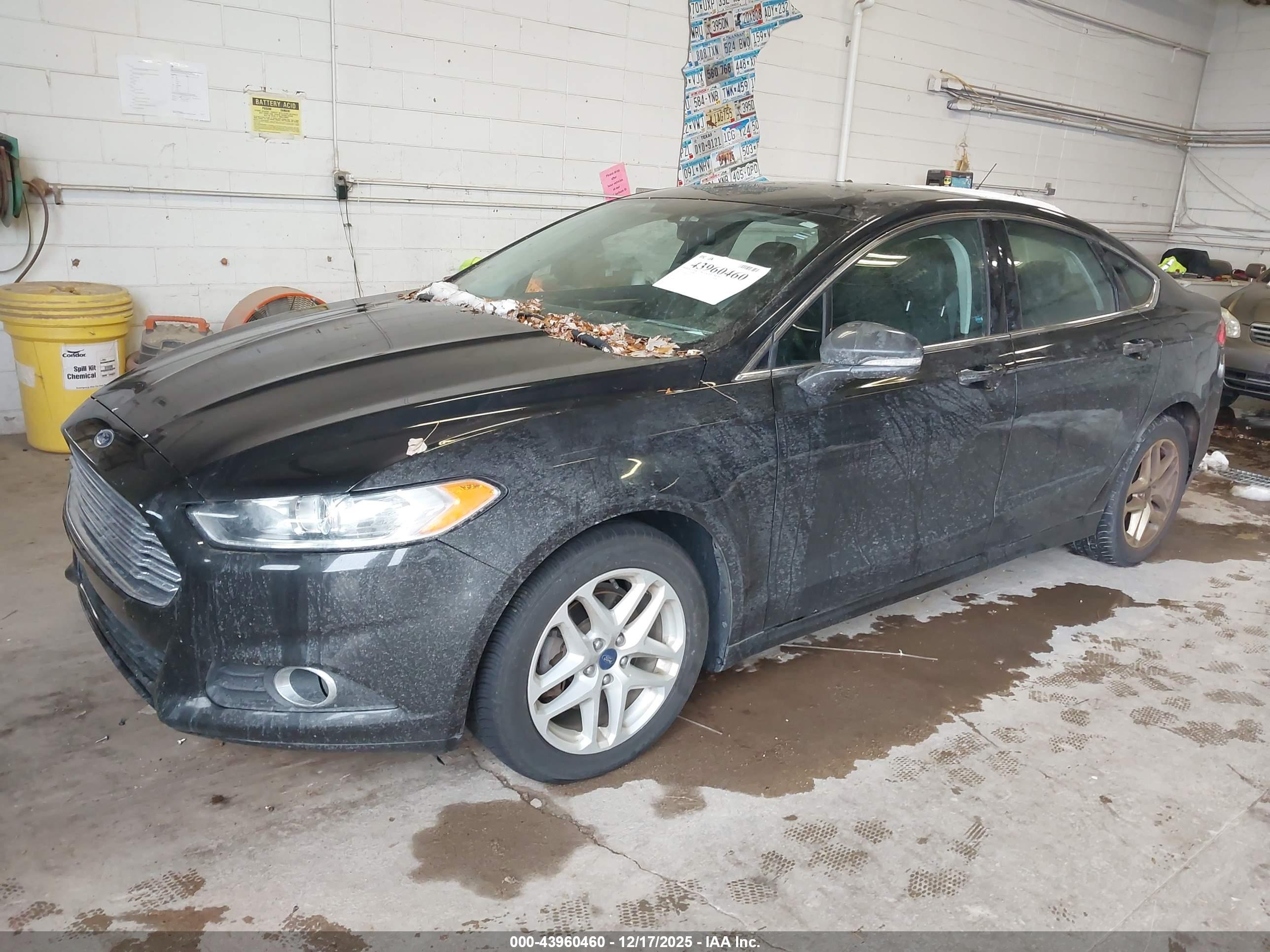 FORD FUSION image 2