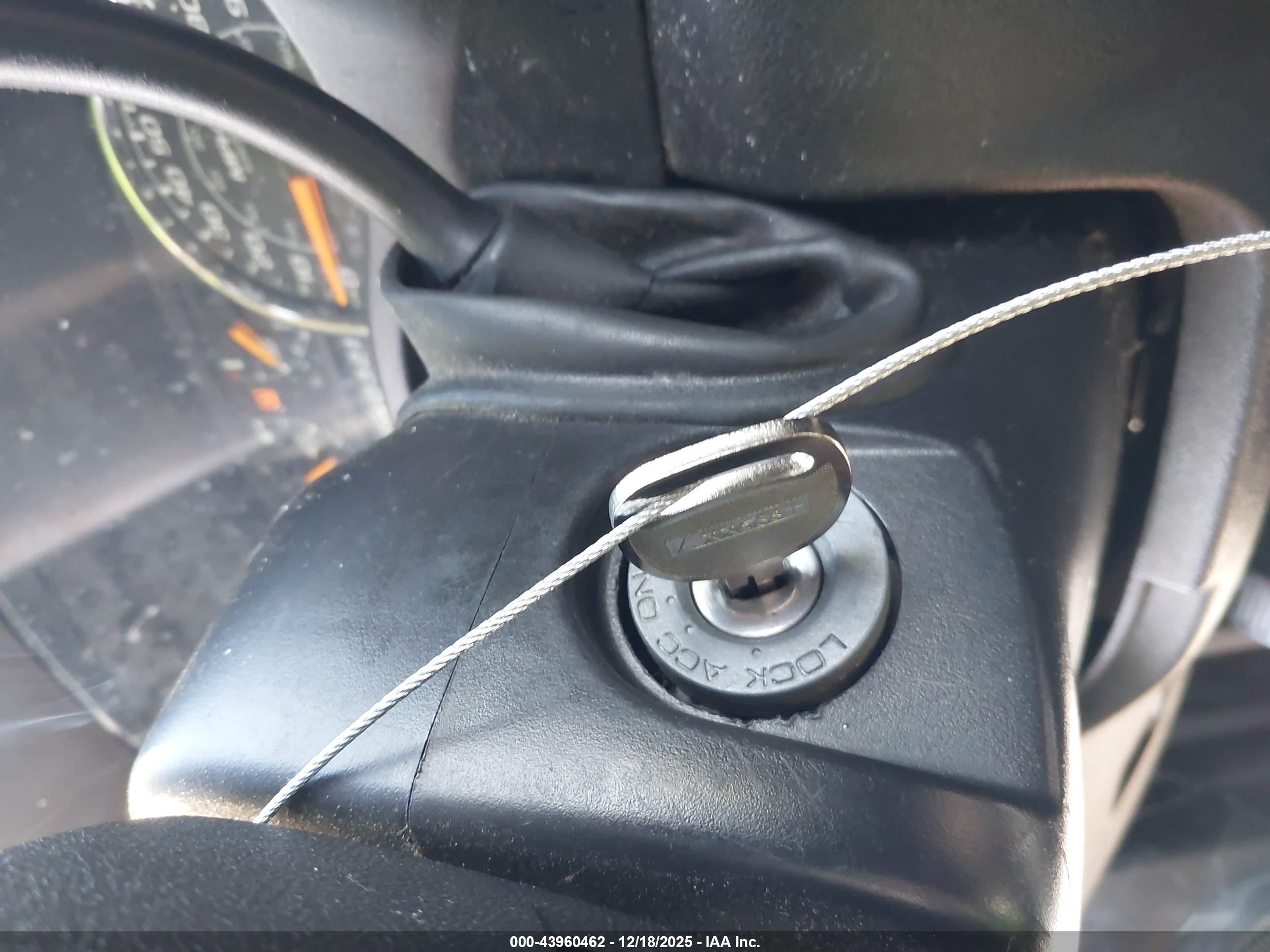 GMC CANYON image 11