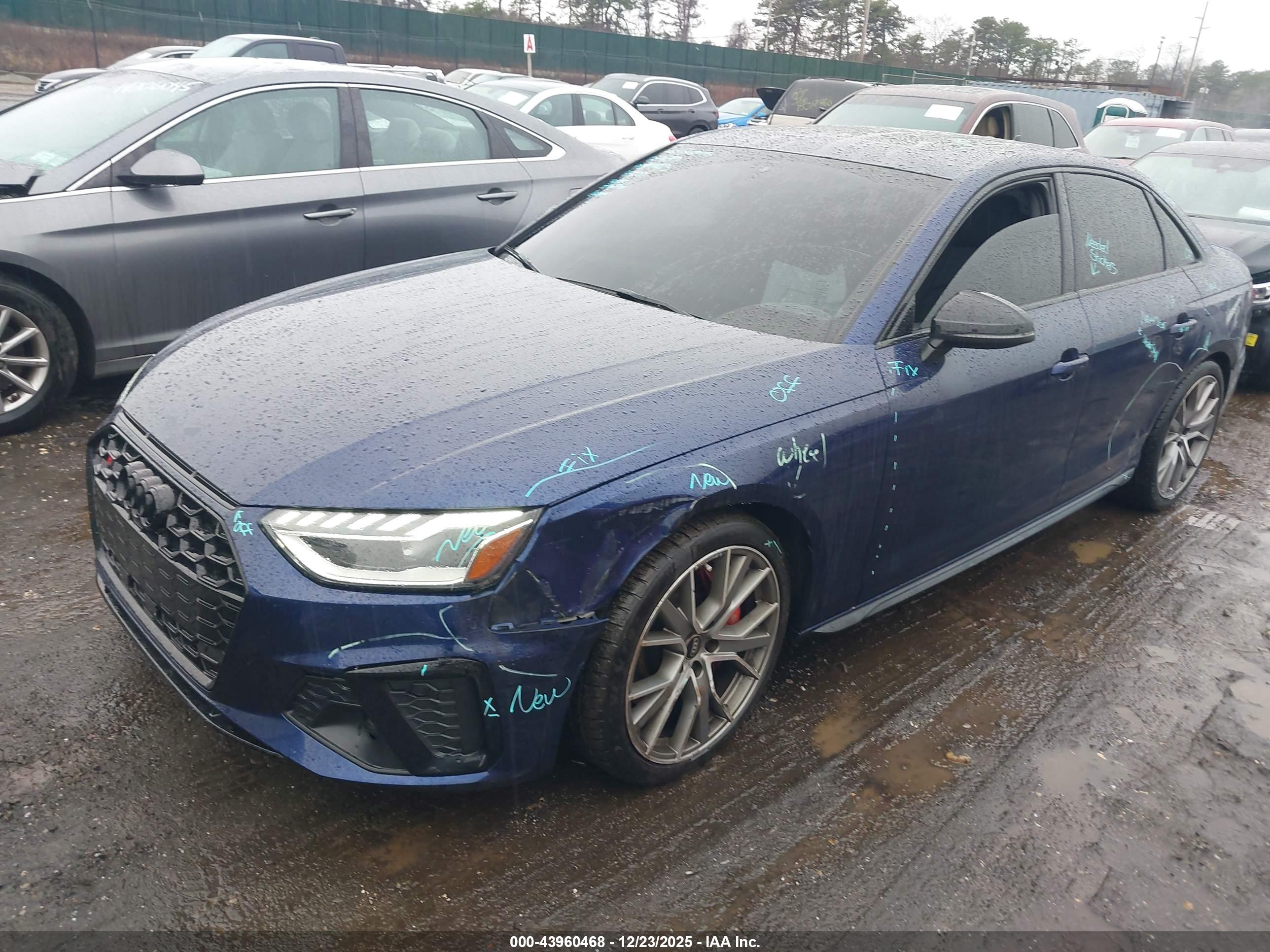 AUDI S4 image 2