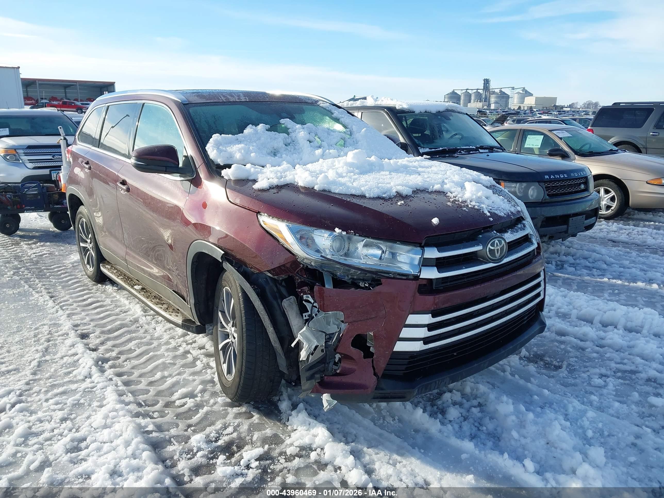 TOYOTA HIGHLANDER image 6