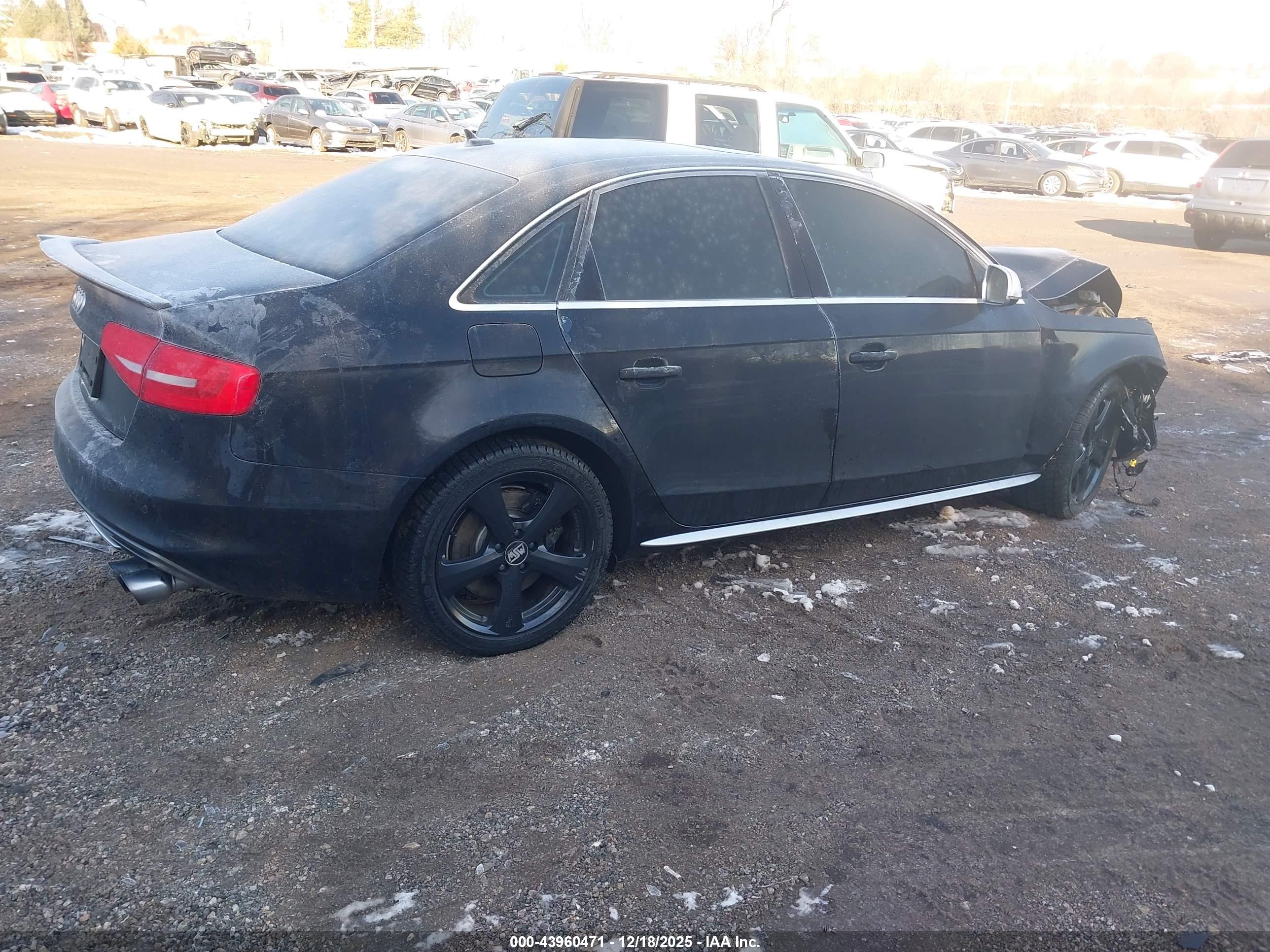 AUDI S4 image 4