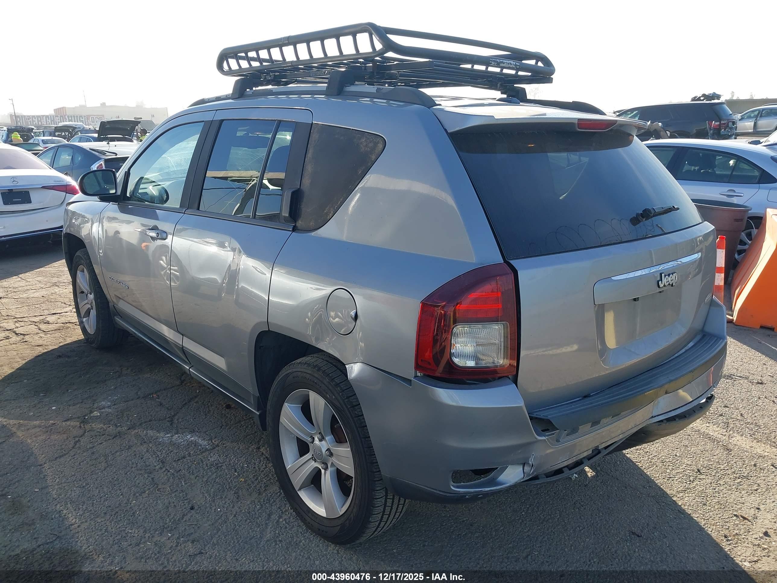 JEEP COMPASS image 3