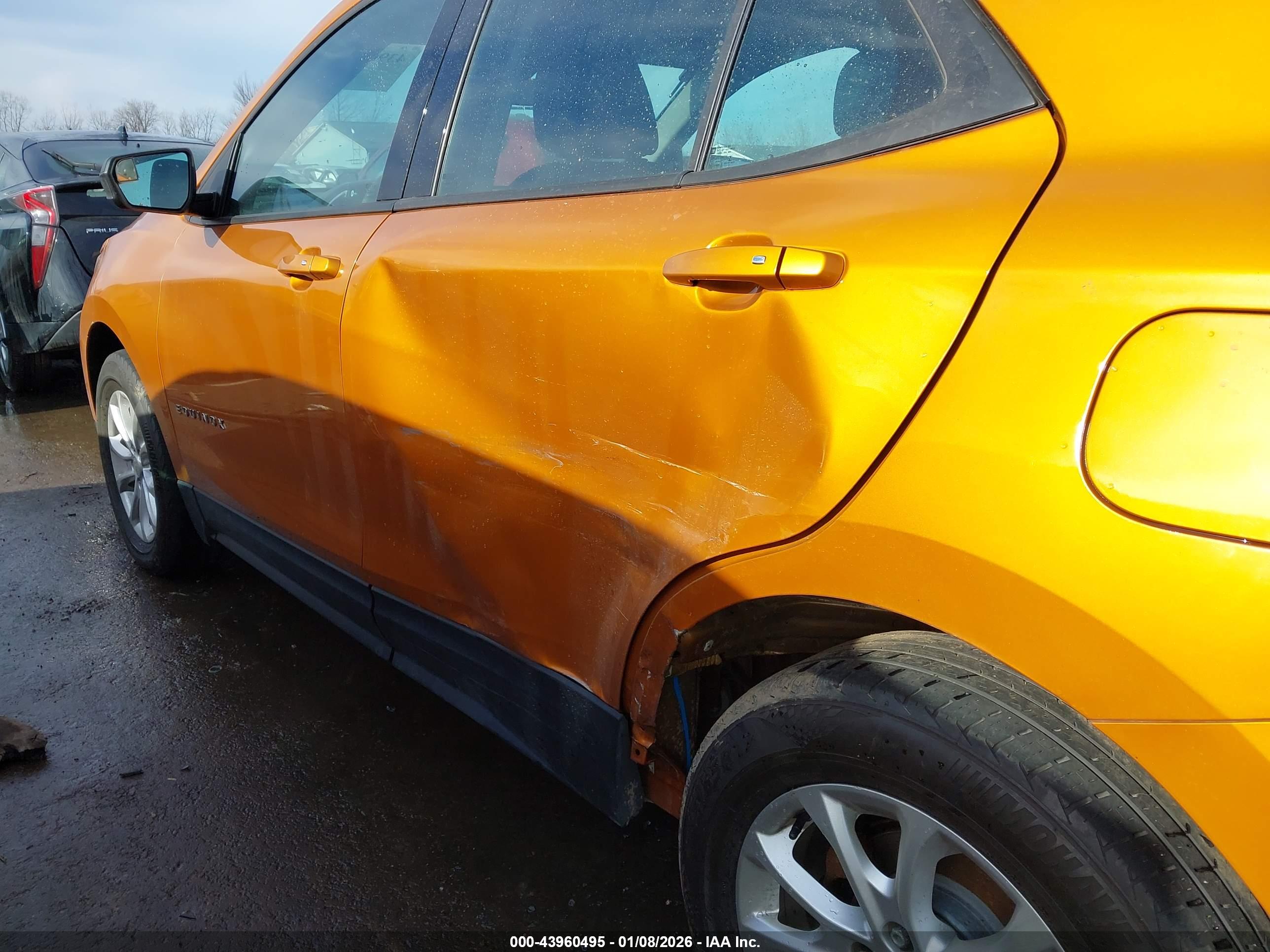 CHEVROLET EQUINOX image 6