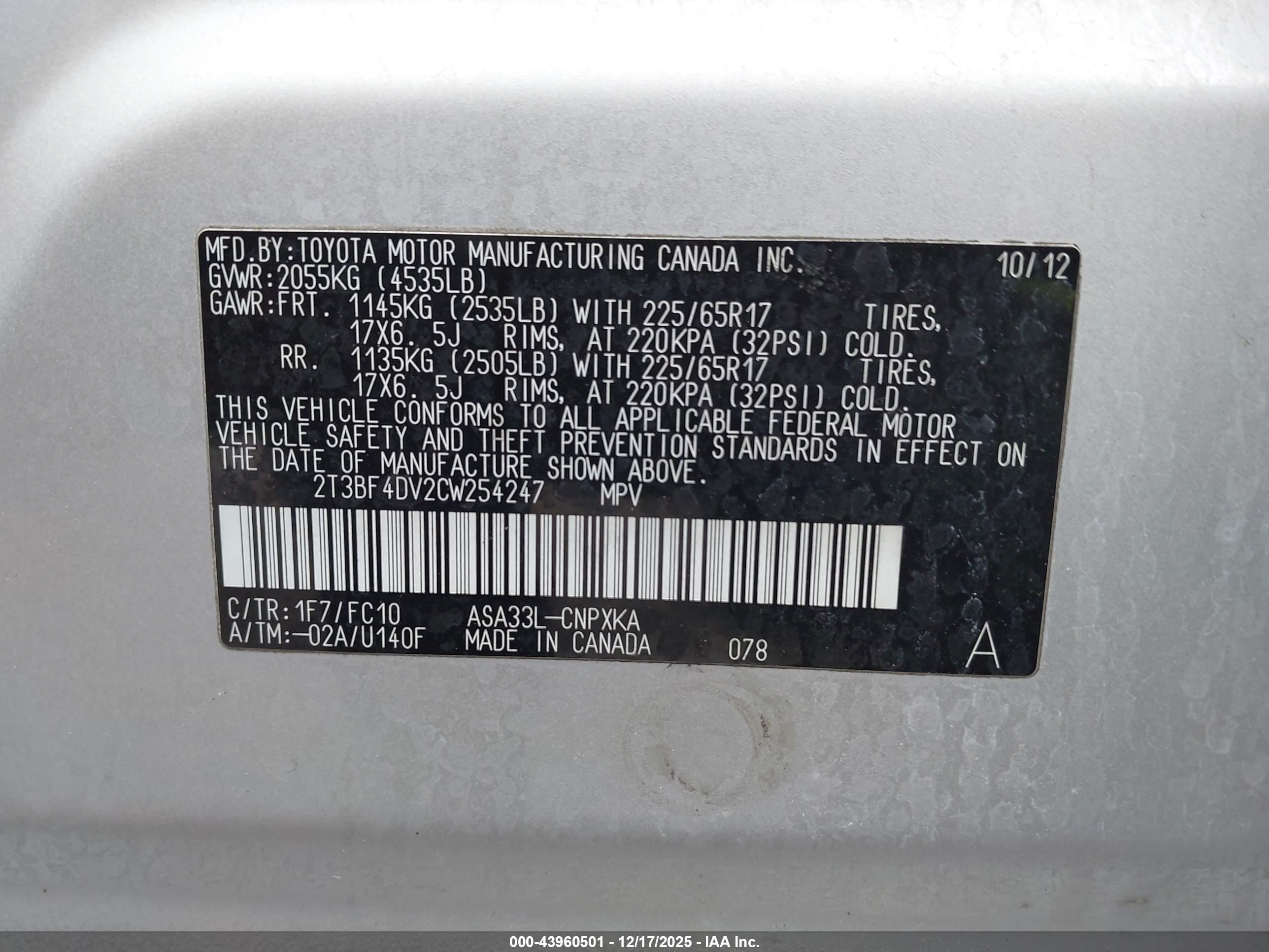 TOYOTA RAV4 image 9